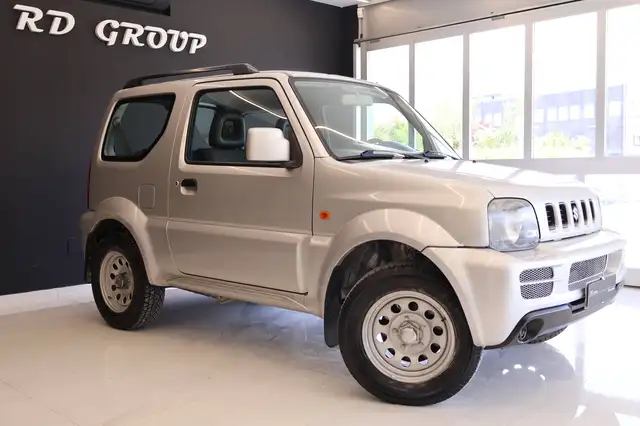 Suzuki Jimny view 4