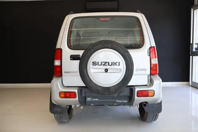 Suzuki Jimny view 5