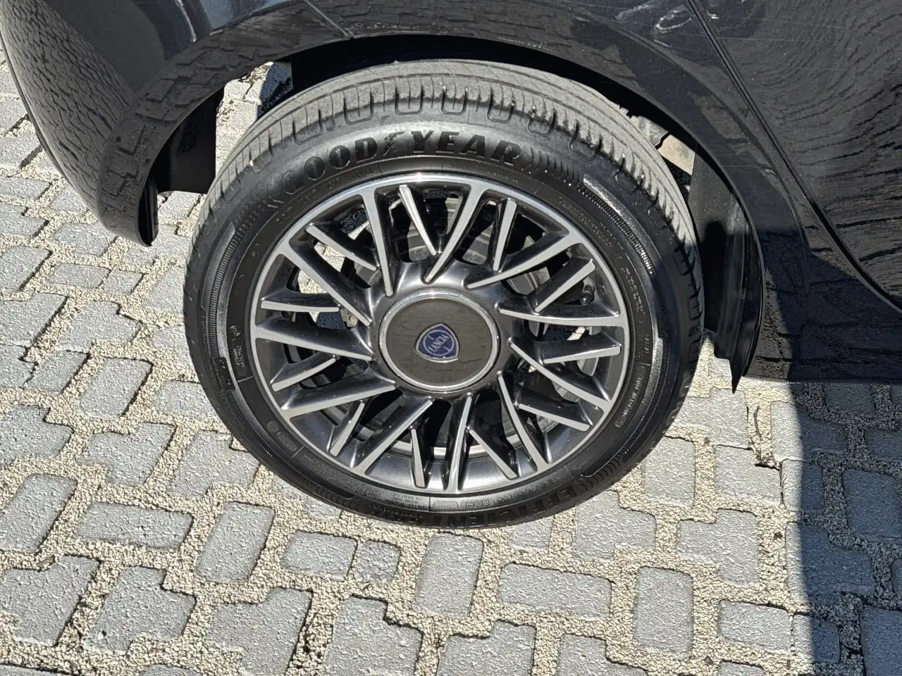 Lancia Ypsilon 1.0 FireFly 70cv S&S Hybrid GOLD PLUS 8