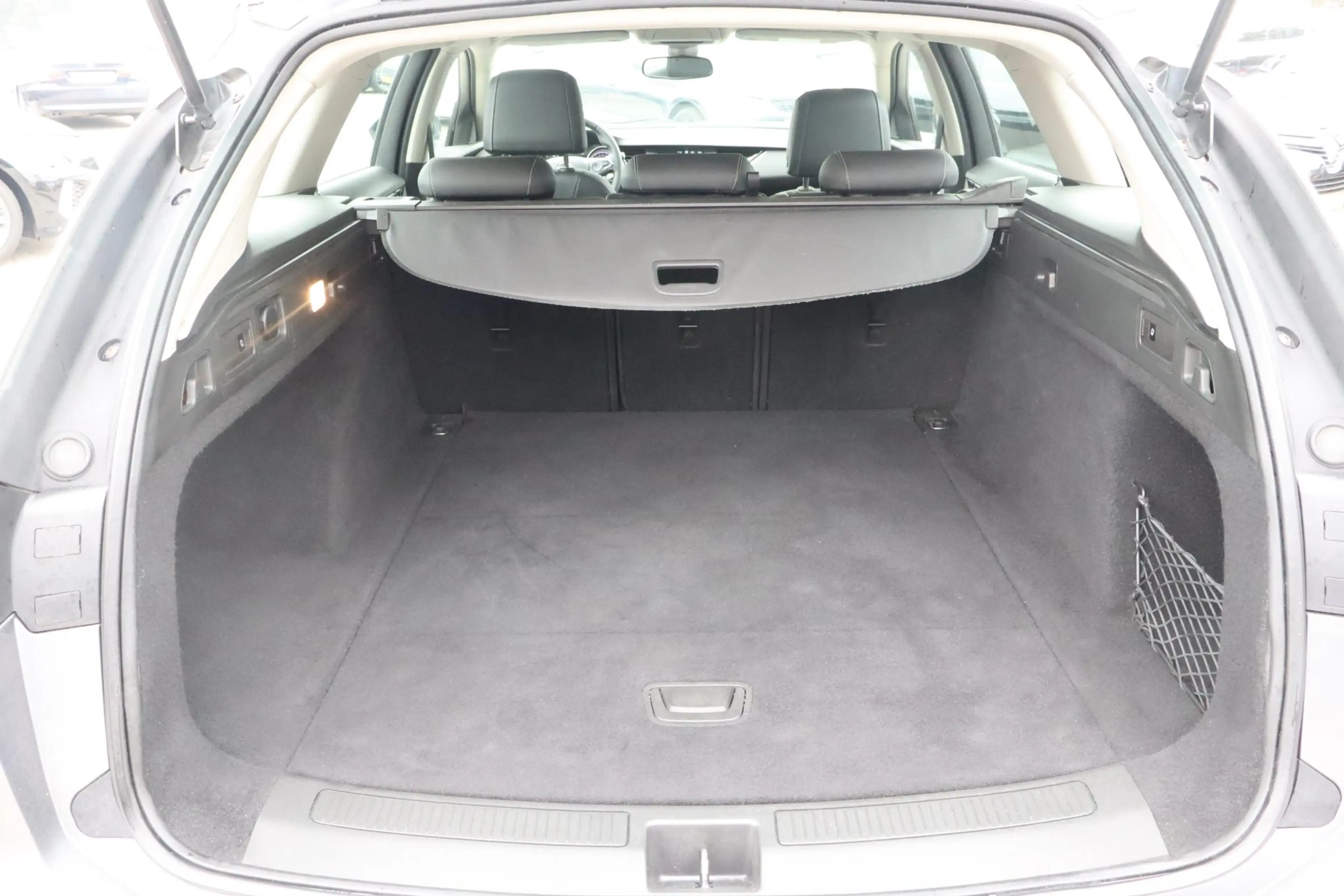 Opel Insignia Sports Tourer 1.5 Turbo Business Executive | OPC l — photo 24
