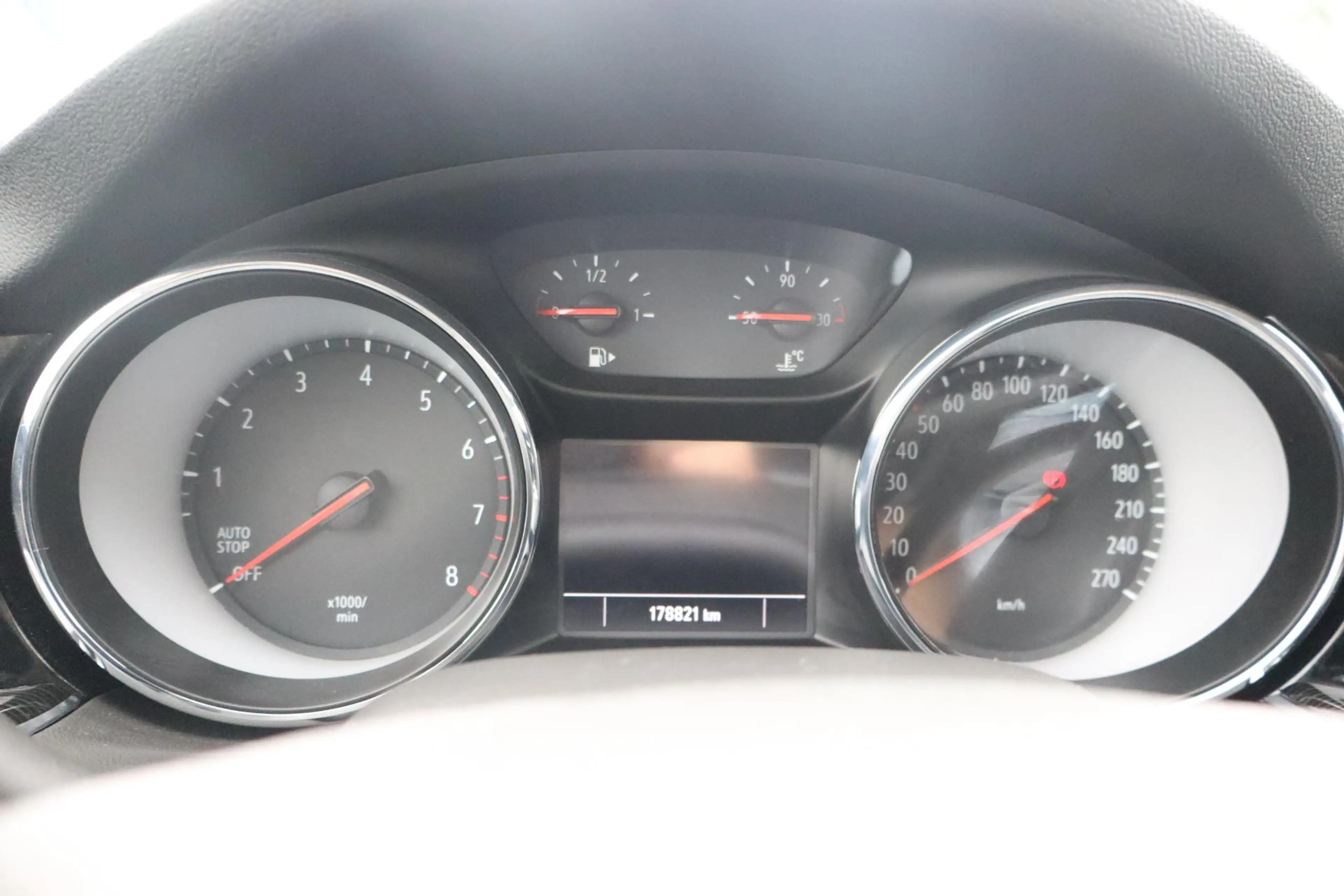 Opel Insignia Sports Tourer 1.5 Turbo Business Executive | OPC l — photo 4