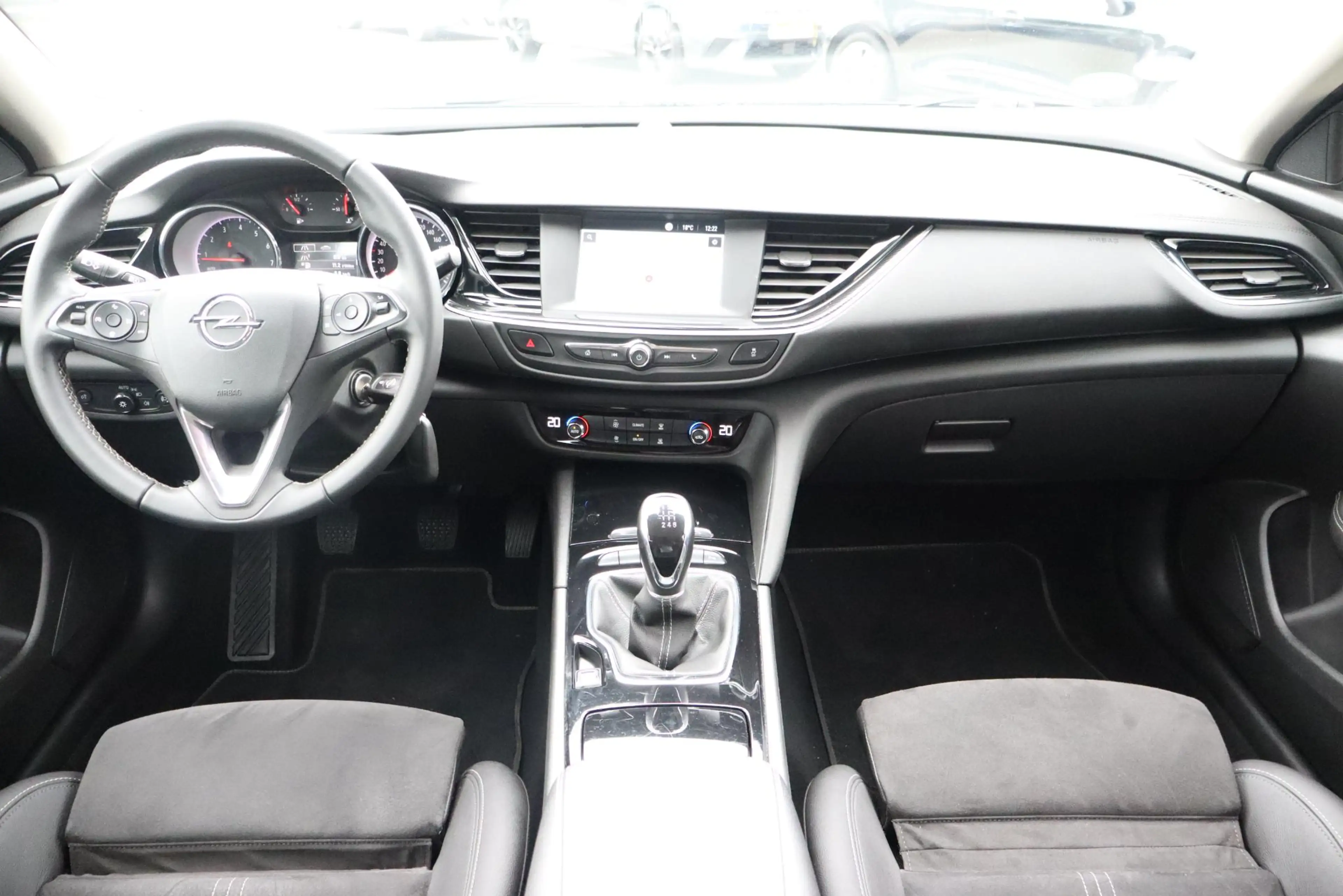 Opel Insignia Sports Tourer 1.5 Turbo Business Executive | OPC l — photo 3