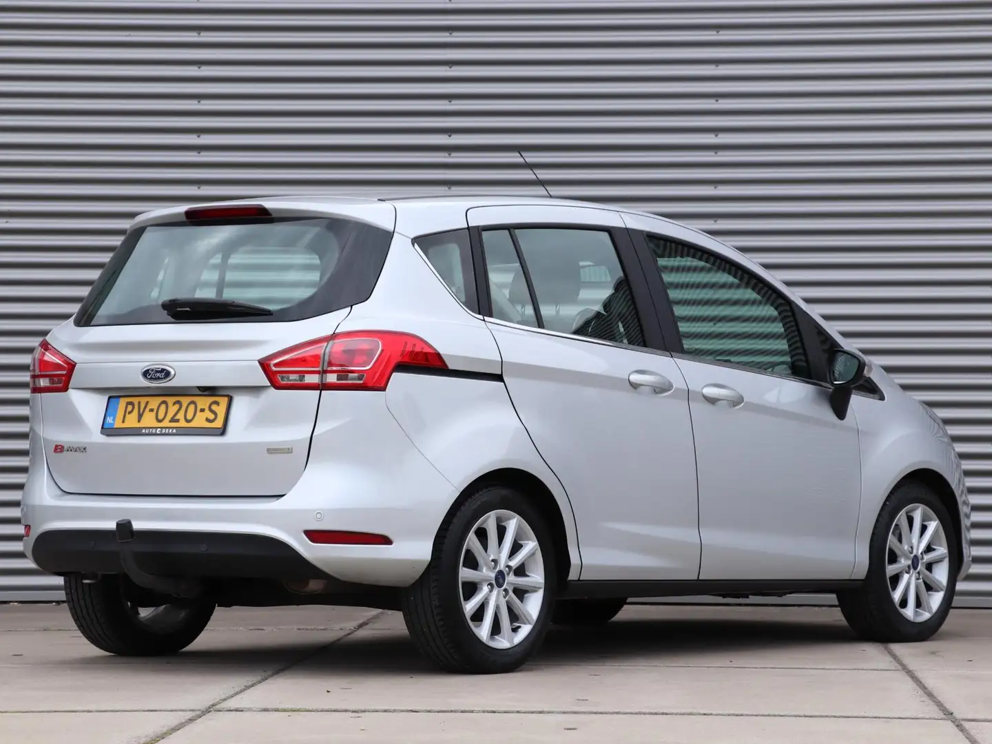 Ford B-Max 1.0 EcoBoost Titanium *1e Eigenaar*Navigatie*Parke Grijs - 2