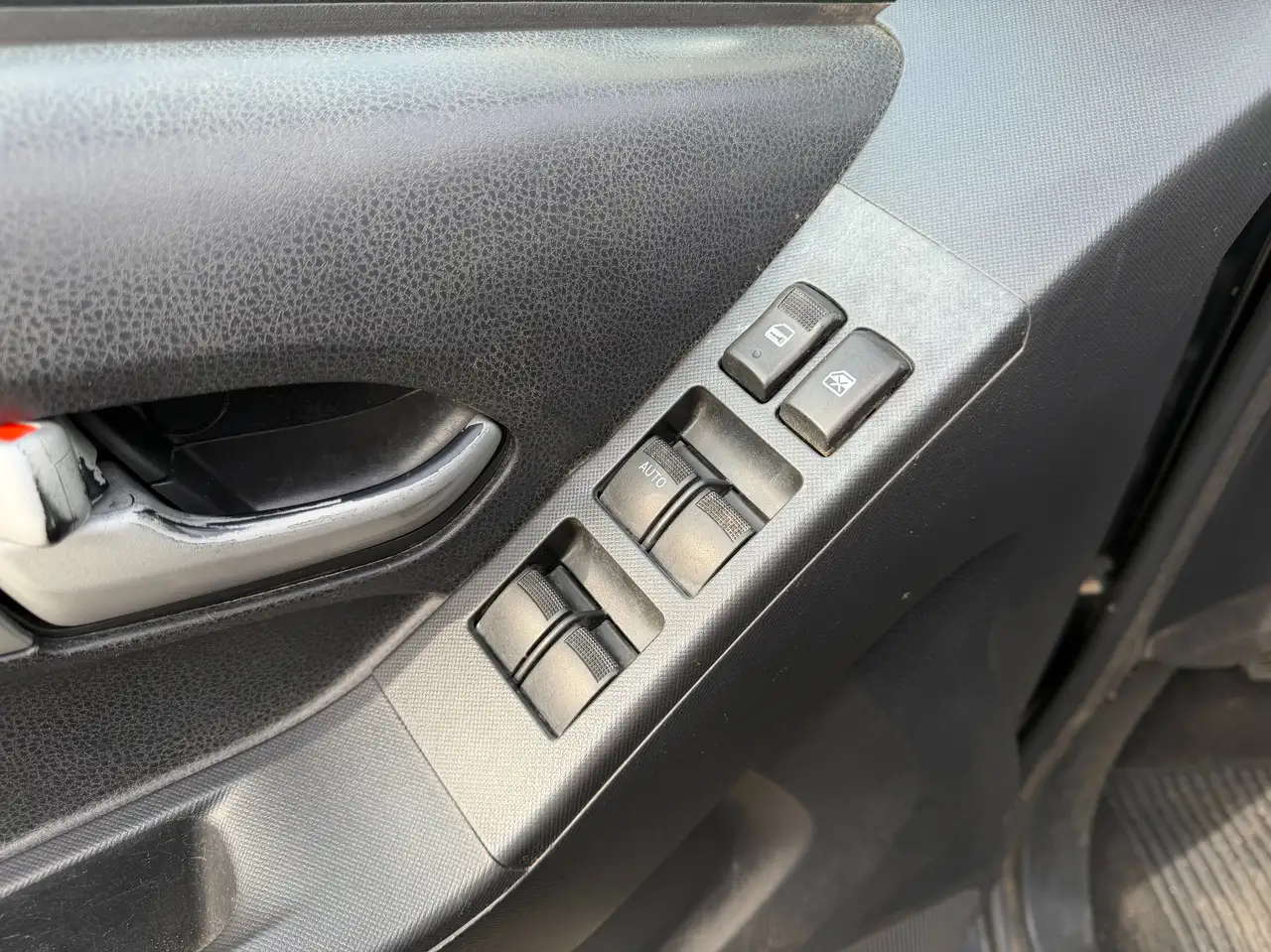 Isuzu D-Max 2.5 Lichte vracht — foto 6