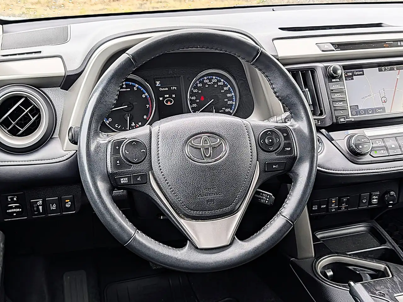 Toyota RAV 4 снимка Toyota RAV 4