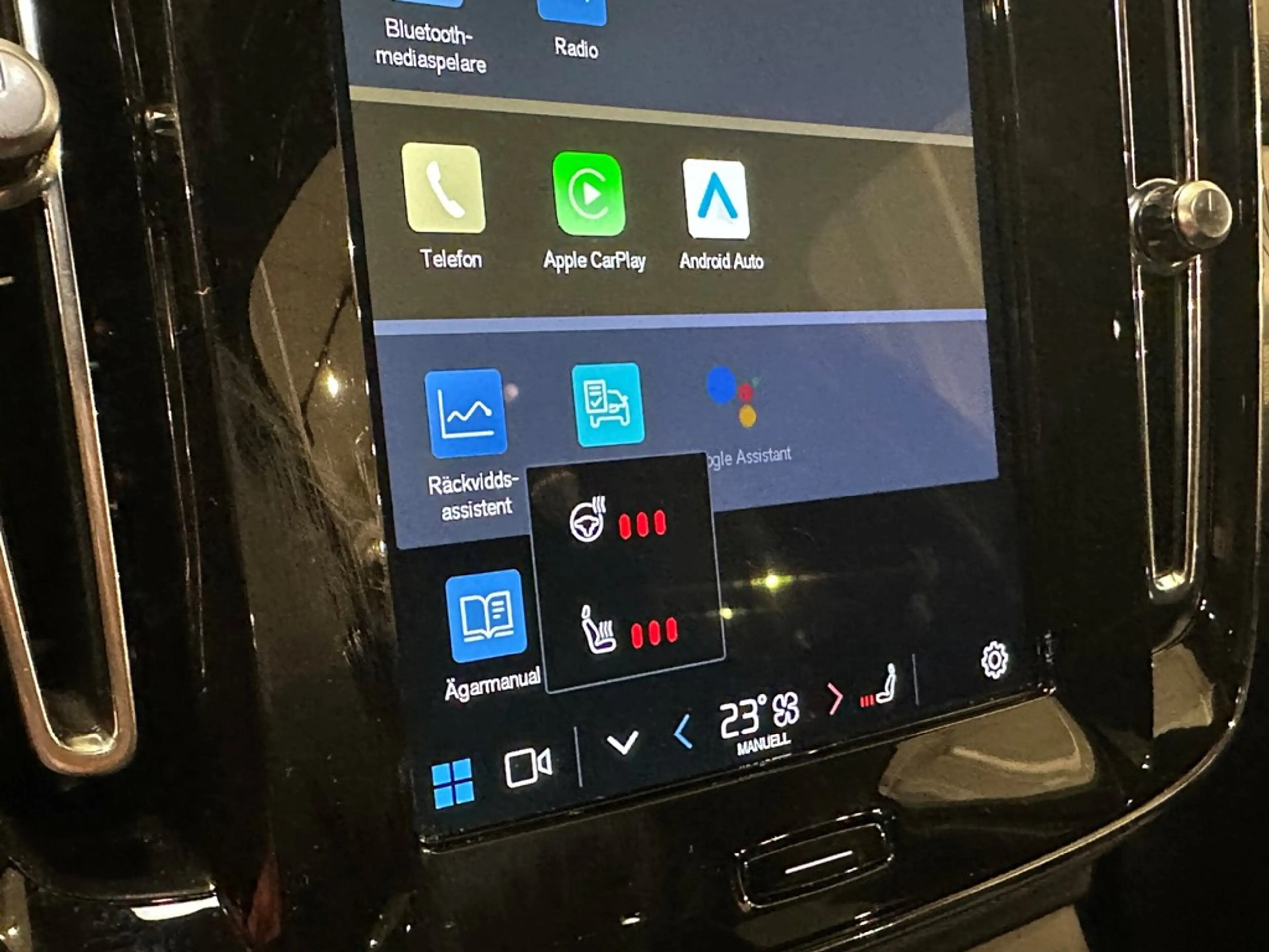Volvo EC40 Recharge Extended Range + electr trekhaak — photo 9