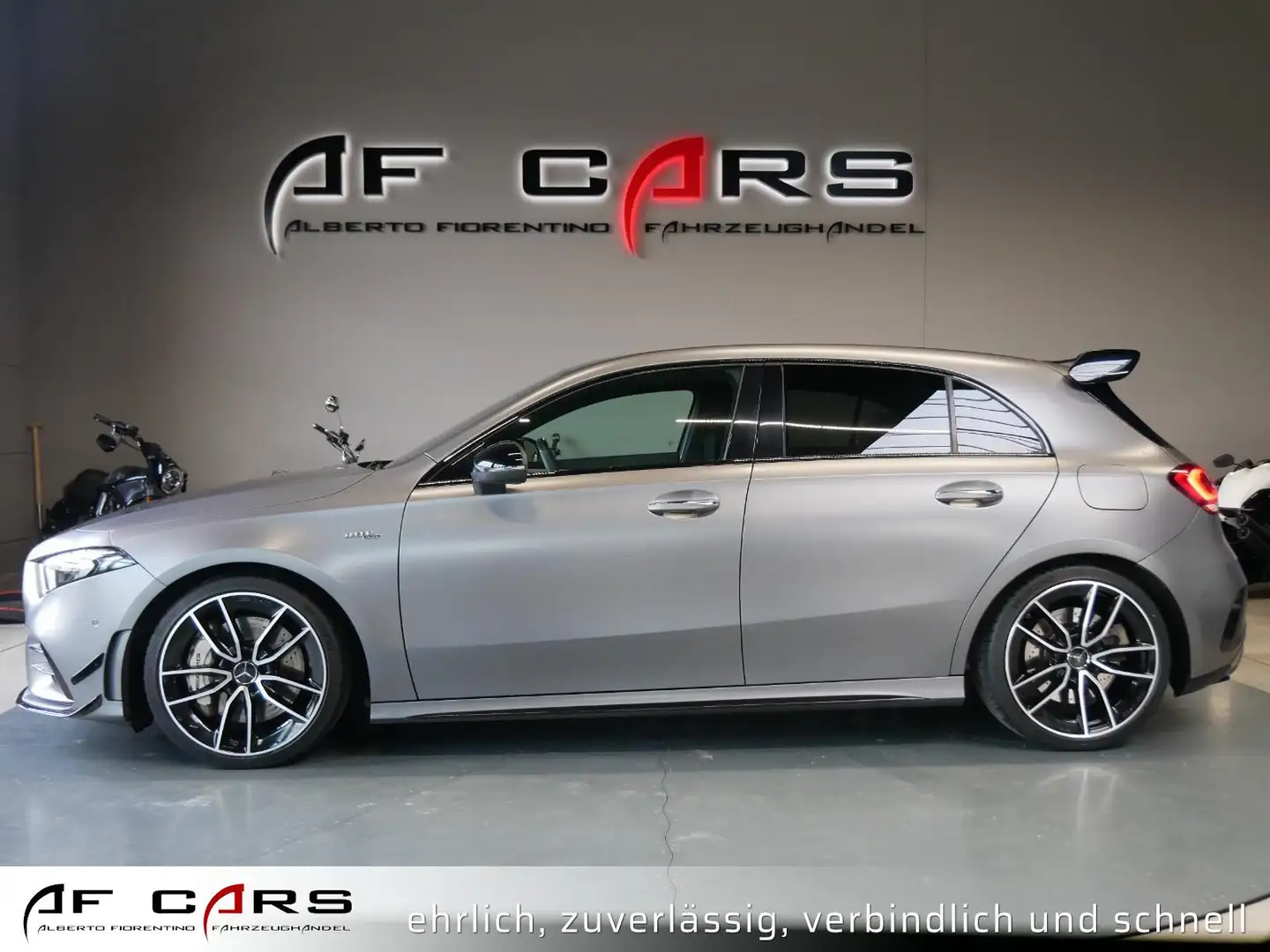 Mercedes-Benz A 35 AMG 4Matic Night Navi Kamera Leder LED Performance Jun Grijs - 2