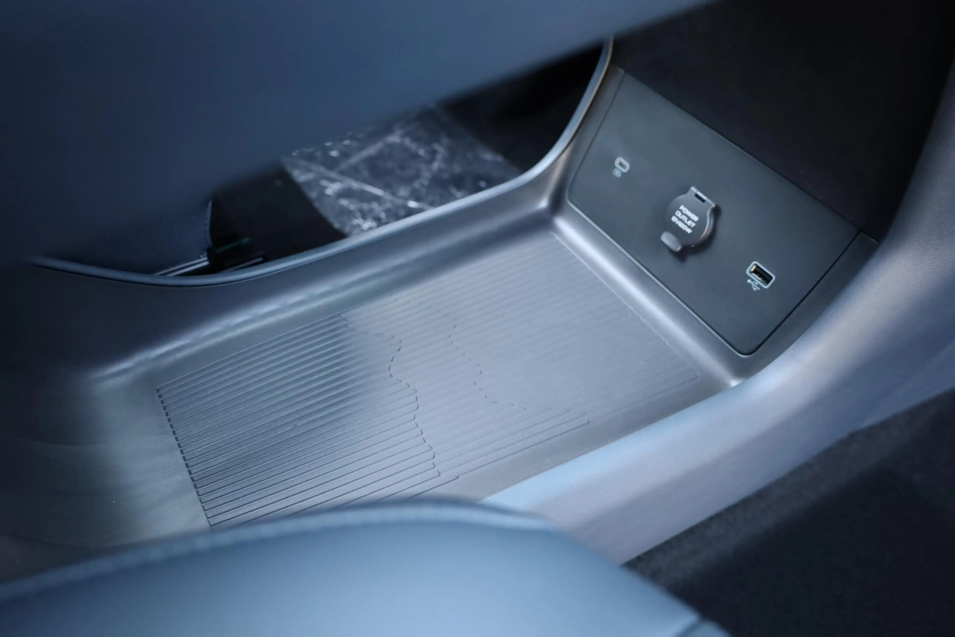 Geely E5 Pro+ 68KWh 475KM-RIJBEREIK LEER CARPLAY 360-CAMERA — photo 39