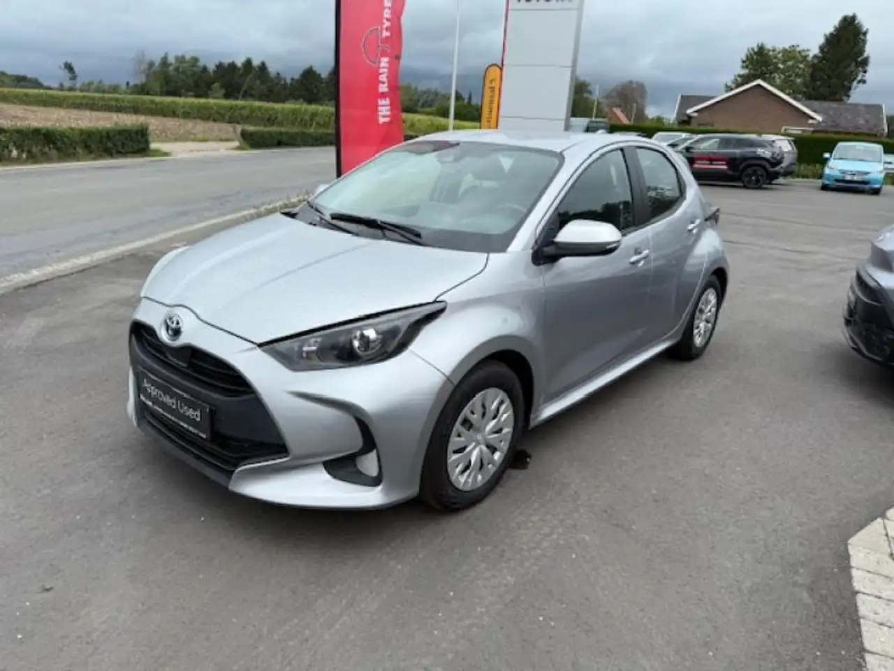 Toyota Yaris Dynamic & Trekhaak & Sensoren voor- en achteraan Y, миниатюра 18