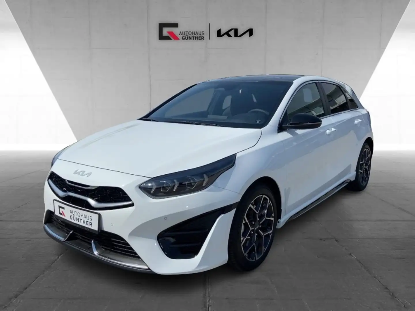 Kia Ceed / cee'd GT Line 1.5 T-GDI Leder Technik Glasdach Blanc - 1
