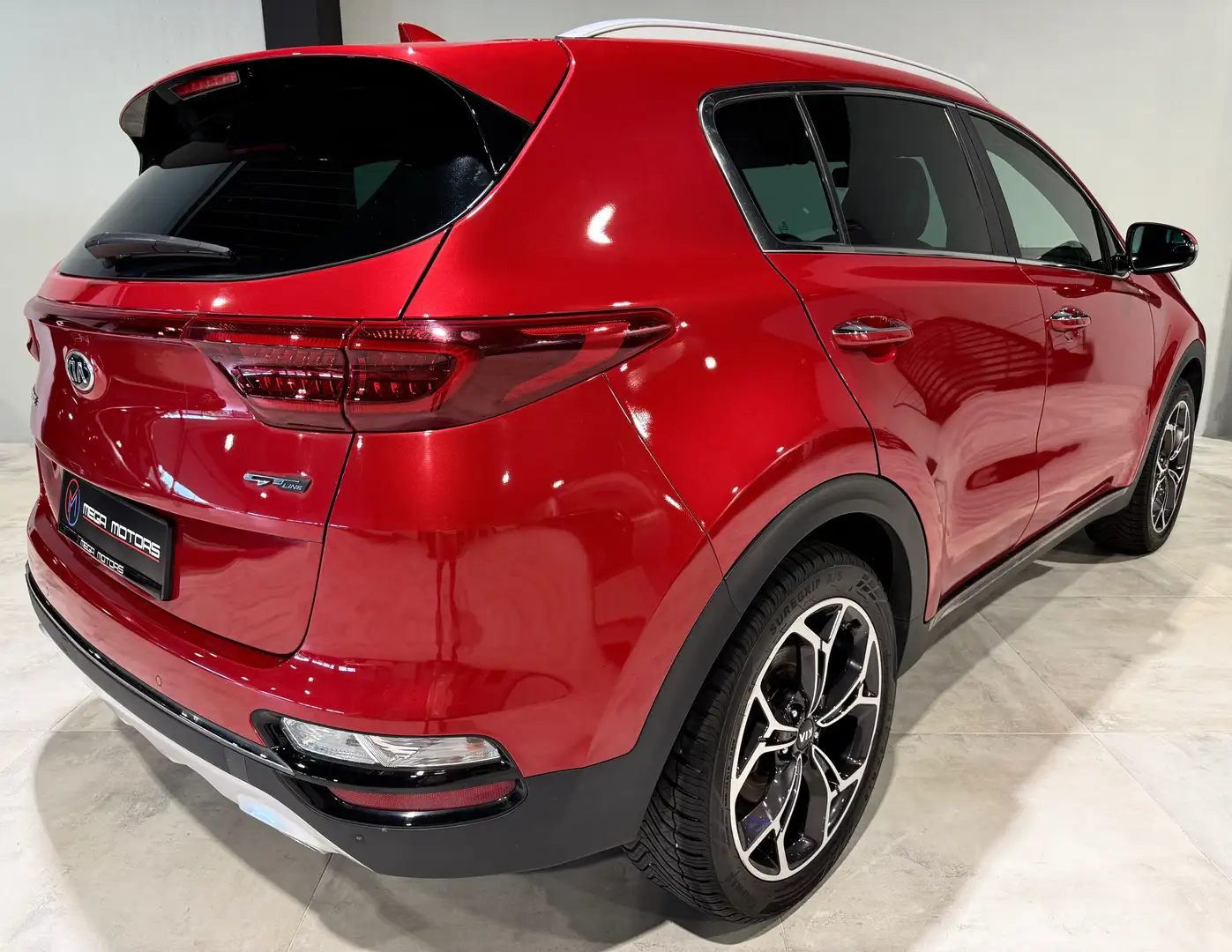 Kia Sportage 1.6 CRDi 116CV GT-LiNE" NAVi CAMERA ASSiST JA19" + Rojo - 2