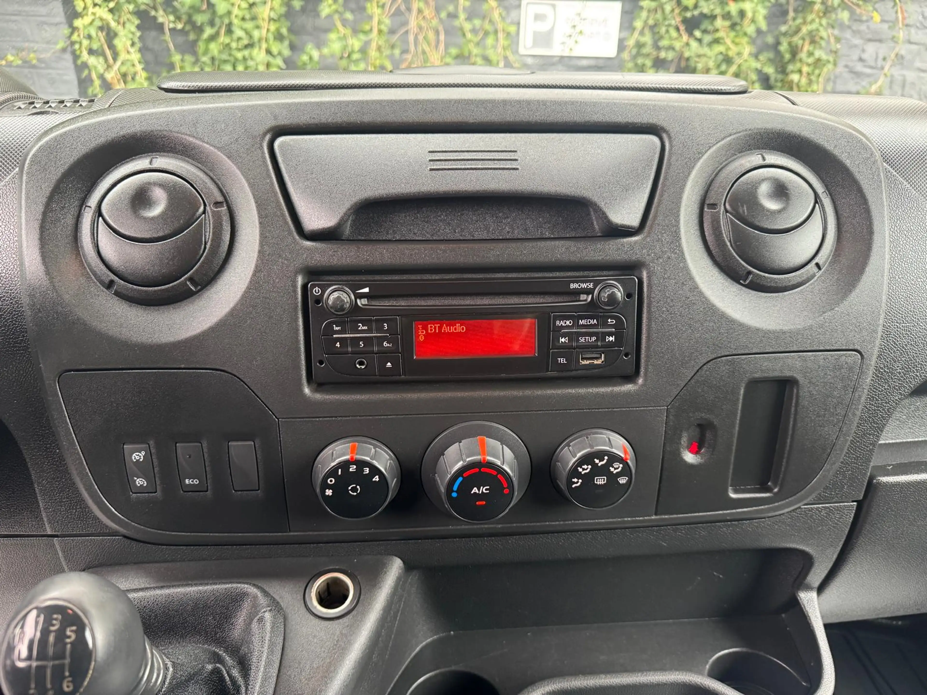 Nissan NV400 2.3 dCi L2H2*12.355€ HTVA*AIRCO*CAMERA*PARFAIT ETAT — photo 15
