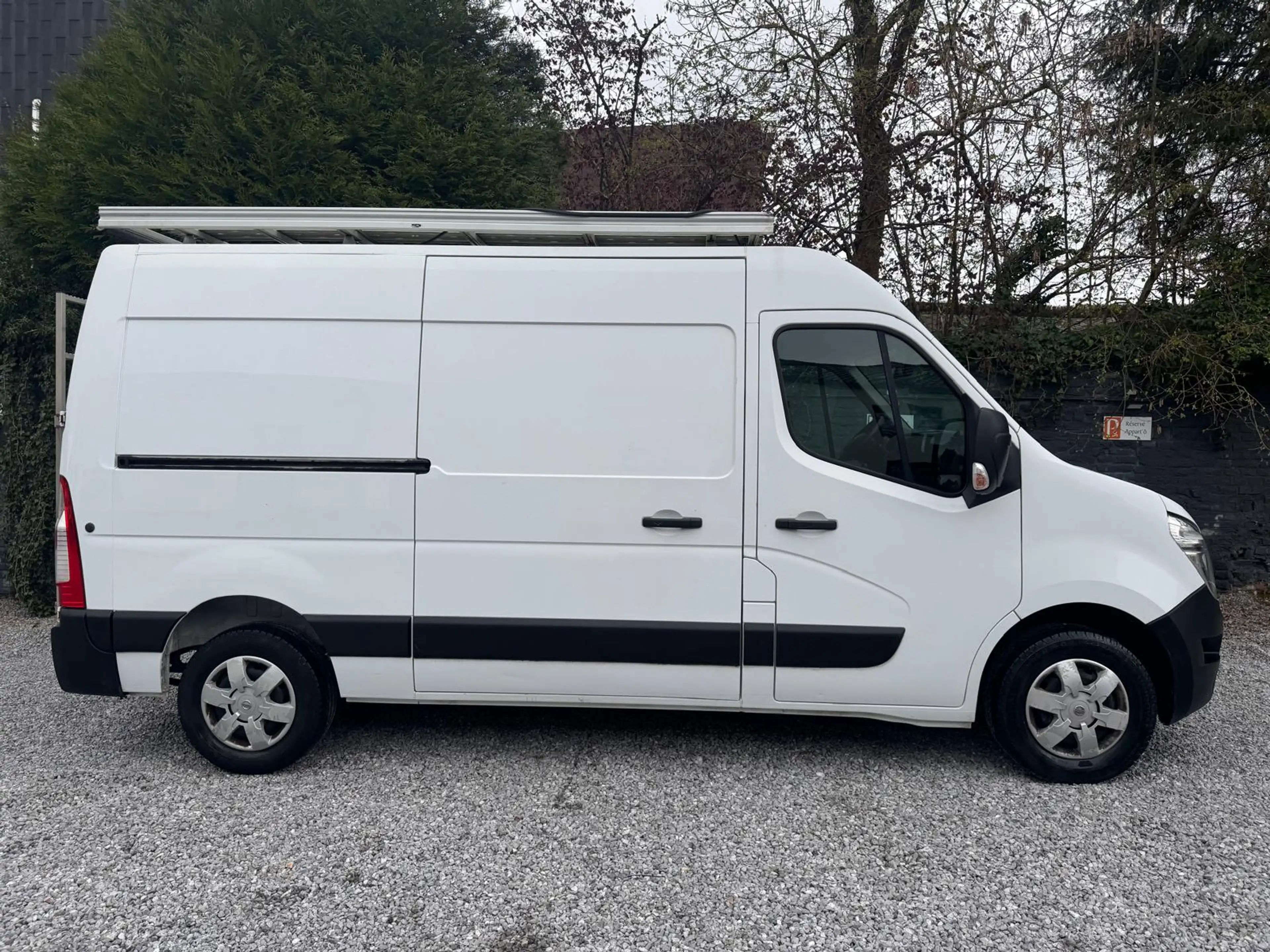 Nissan NV400 2.3 dCi L2H2*12.355€ HTVA*AIRCO*CAMERA*PARFAIT ETAT — photo 5