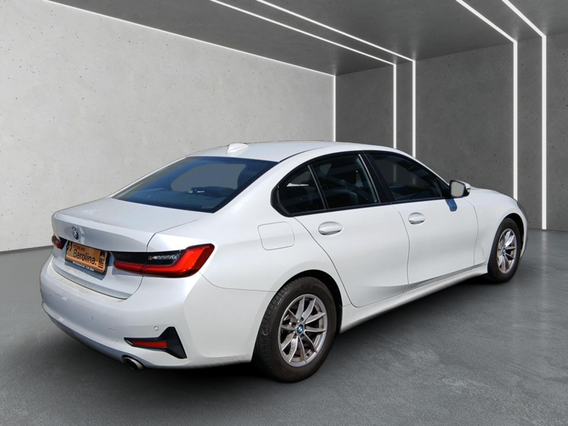 BMW 320 i Steptronic *GRA*PDC*Business-Paket*LED* — photo 2