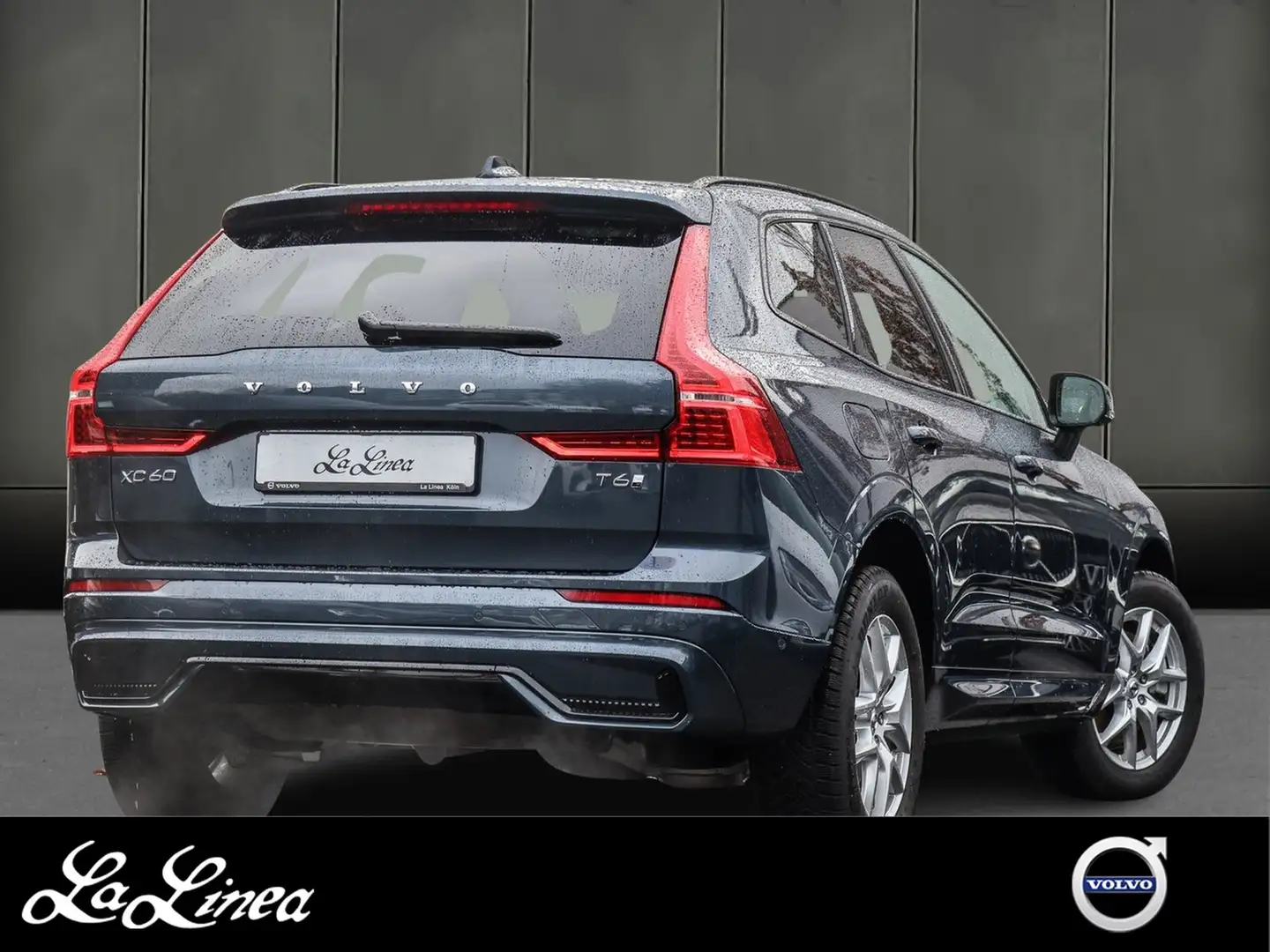 Volvo XC60 T6 AWD Recharge Plus Dark #AHK/Luftfahrwerk/360... Blau - 2