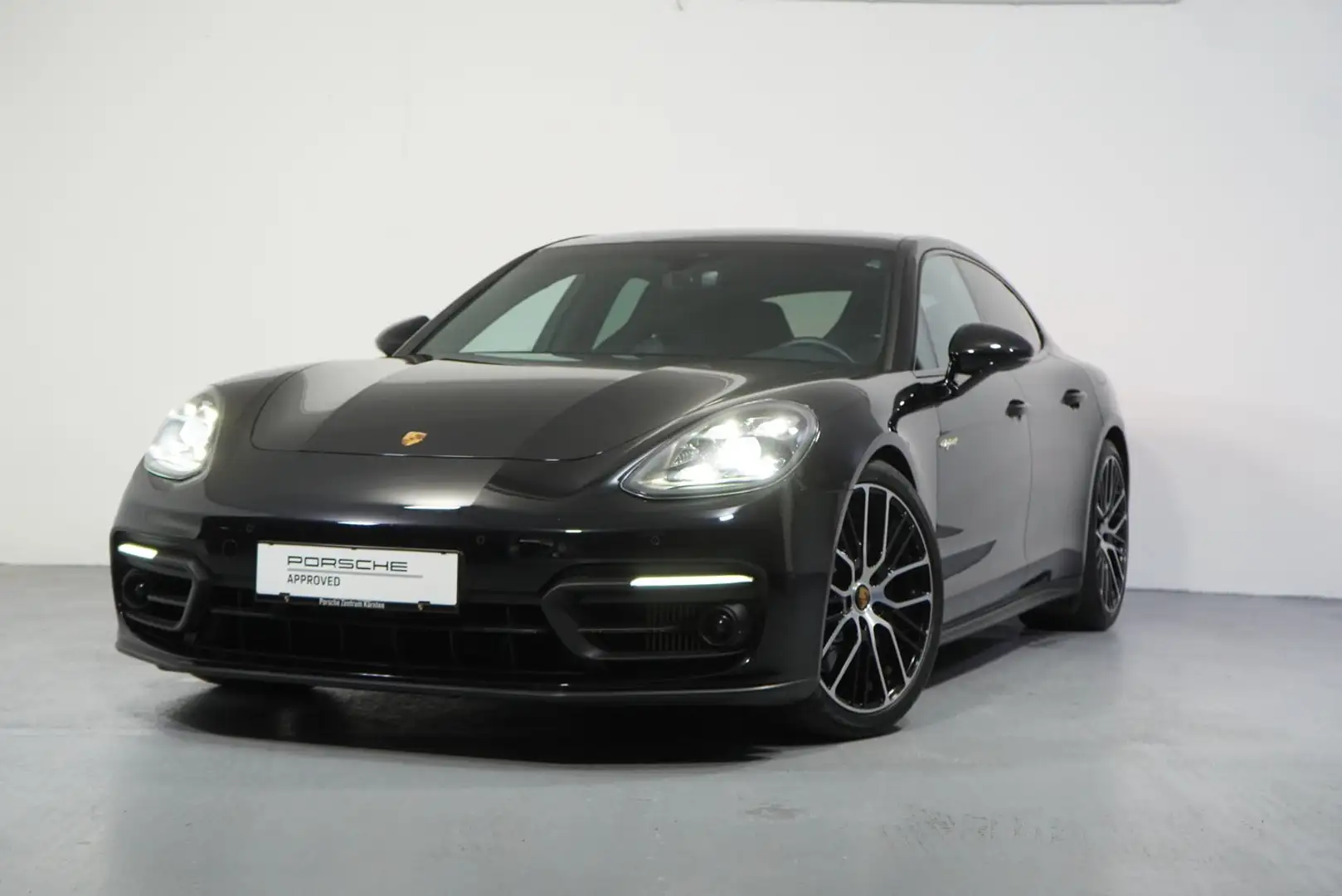Porsche Panamera 4 E-Hybrid G2 II Schwarz - 1