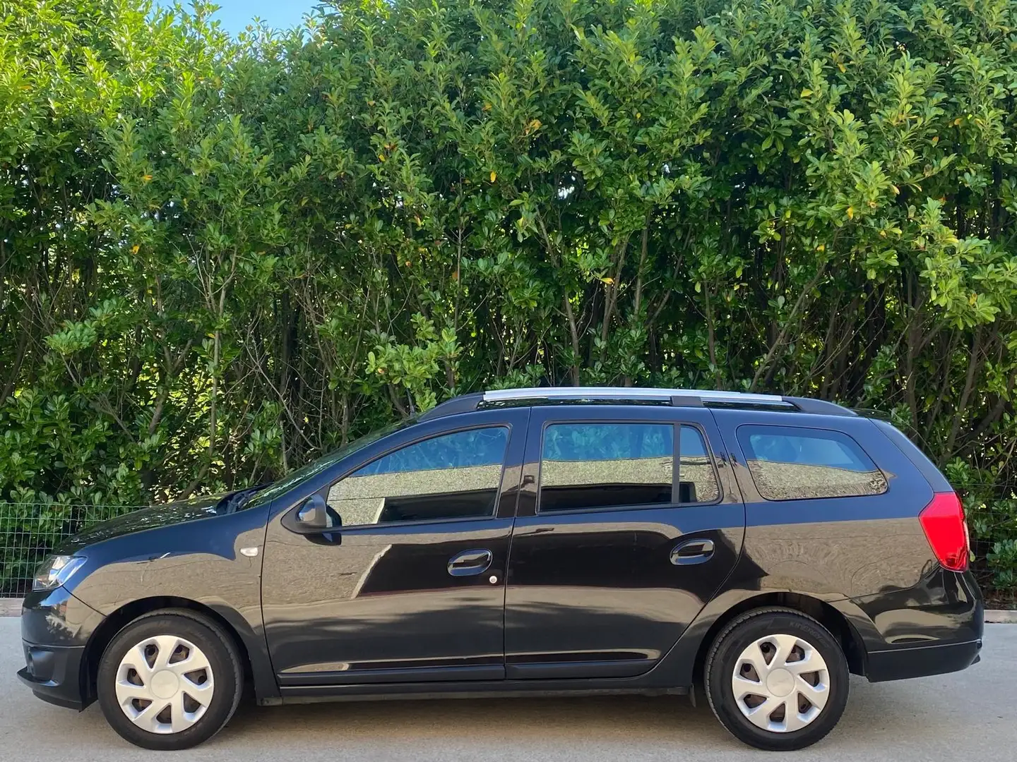 Dacia Logan Logan MCV 0.9i  / CLIM / NAVIGATION/ GARANTIE!! Zwart - 2