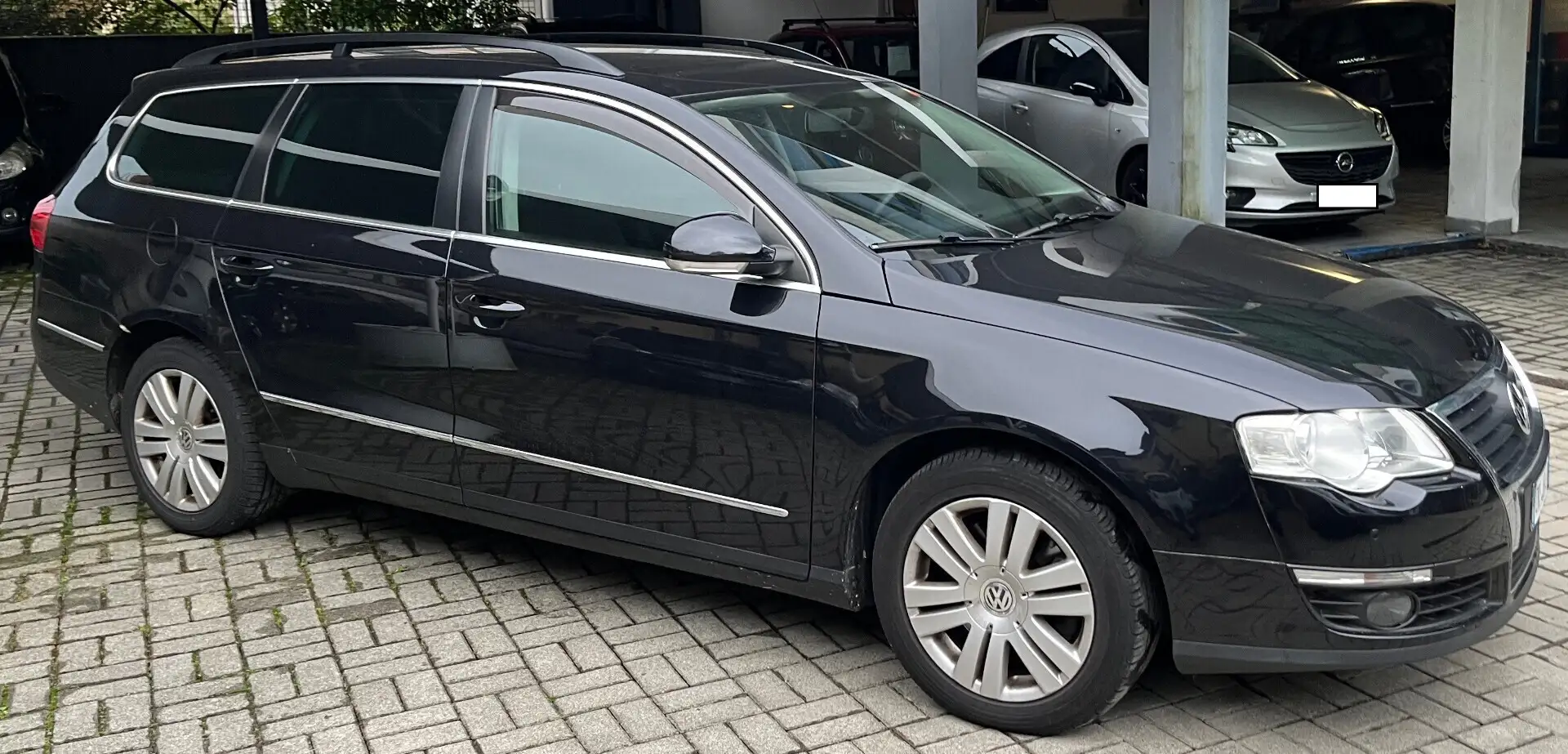 Volkswagen Passat Passat 2.0 TDI DPF Var. DSG Highline Noir - 1