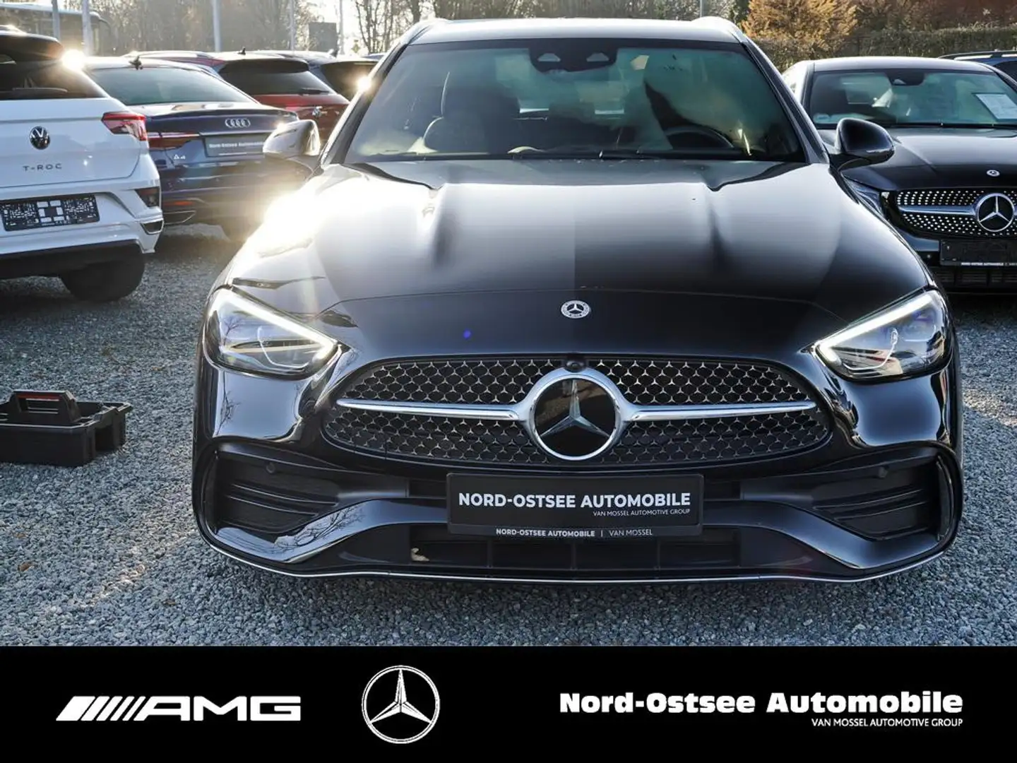 Mercedes-Benz C 300 d T AMG MBUX SHZ KLIMA KEYLESS-GO Schwarz - 2
