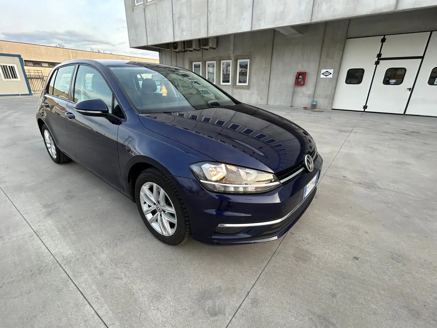 Volkswagen Golf 5p 1.6 TDI 115cv SP Exsecutive Bluemotion - 2