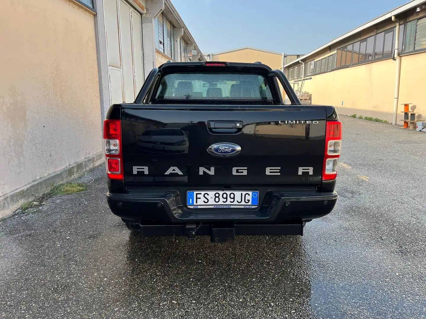 Ford Ranger Limited Black Edition Pack 200cv auto motore nuovo crna - 2