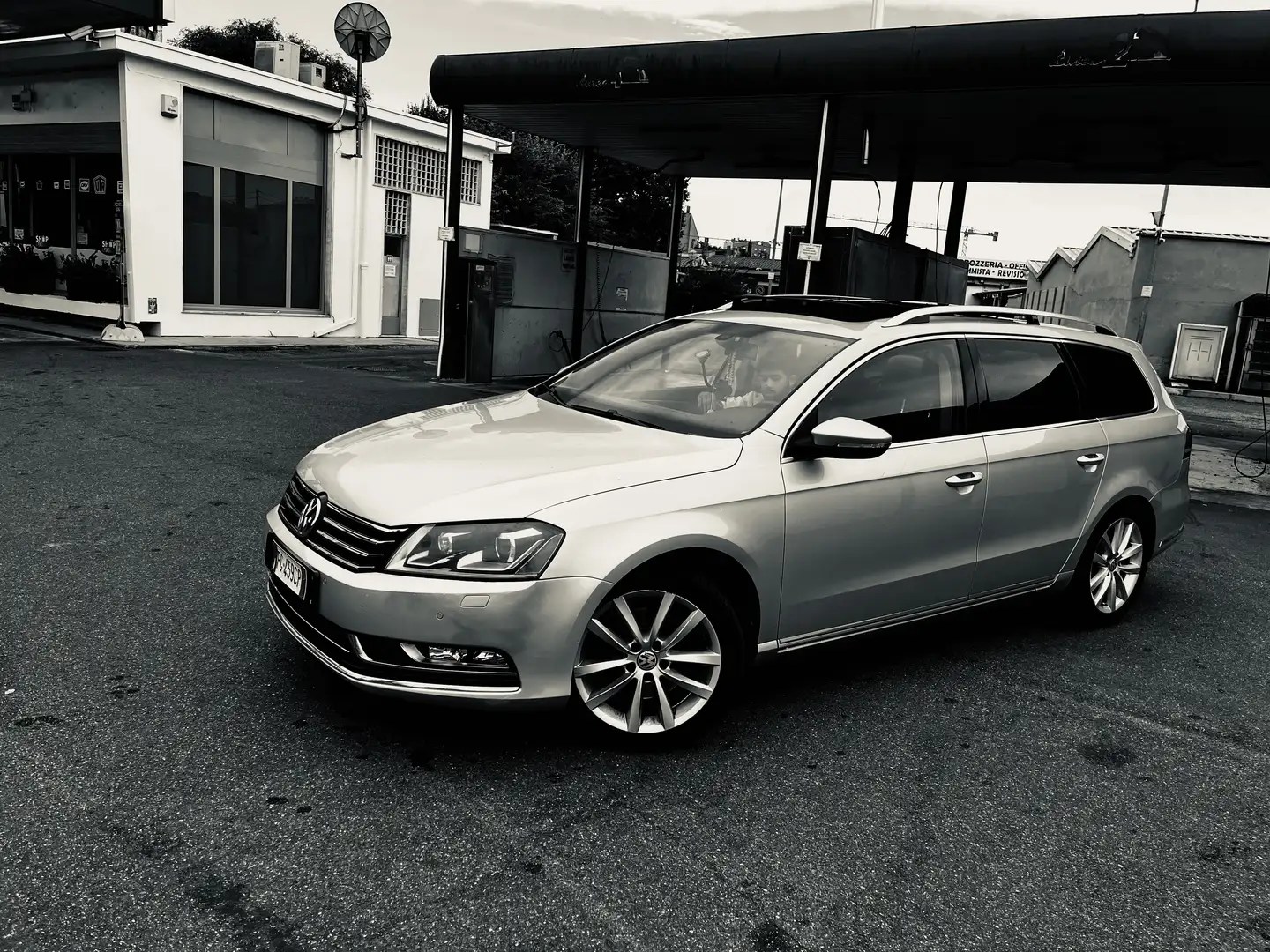 Volkswagen Passat 2.0 TDI BlueMotion Technology Highline - 2