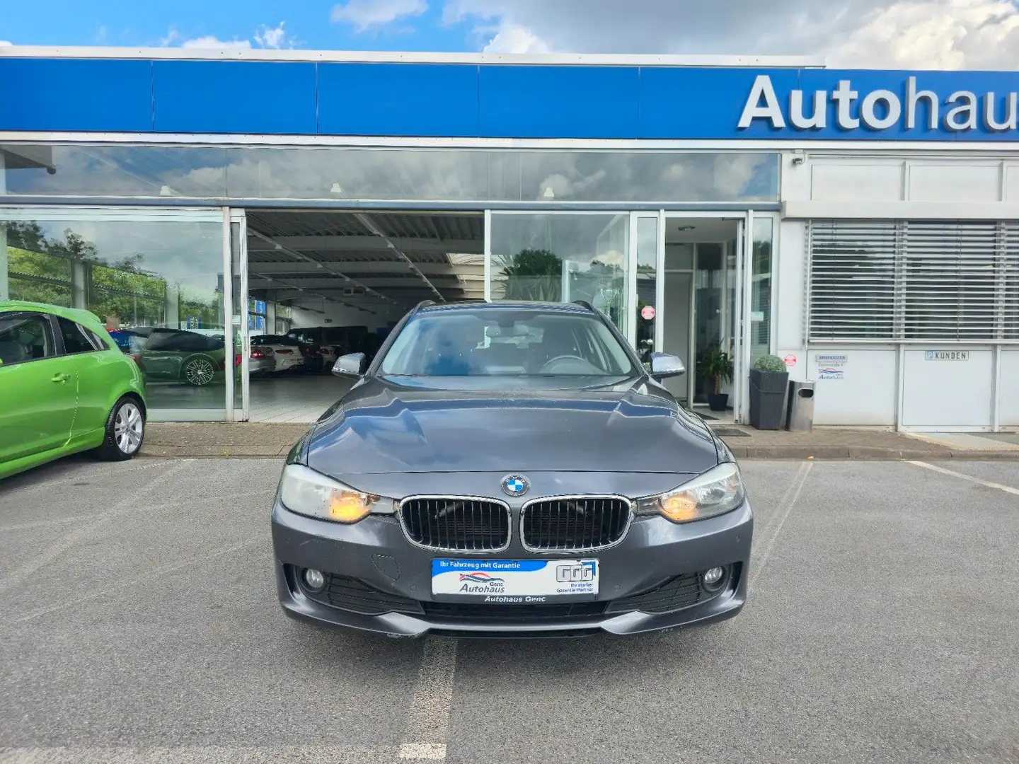 BMW 318 d Touring Navigation PDC Grau - 2