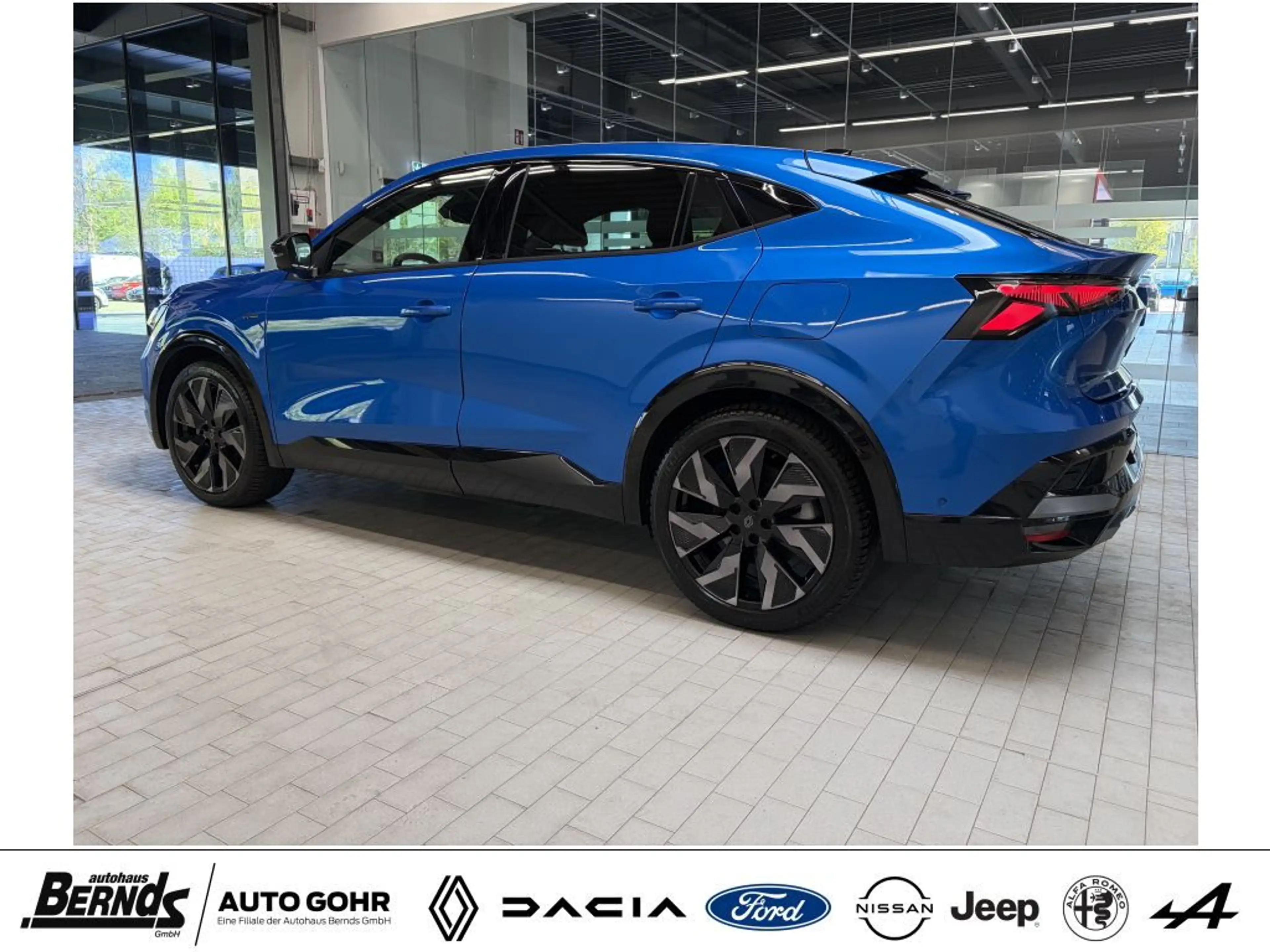 Renault Rafale E-Tech Plug-in Hybrid 300 4x4 Esprit Alpine AUTOM. — photo 15