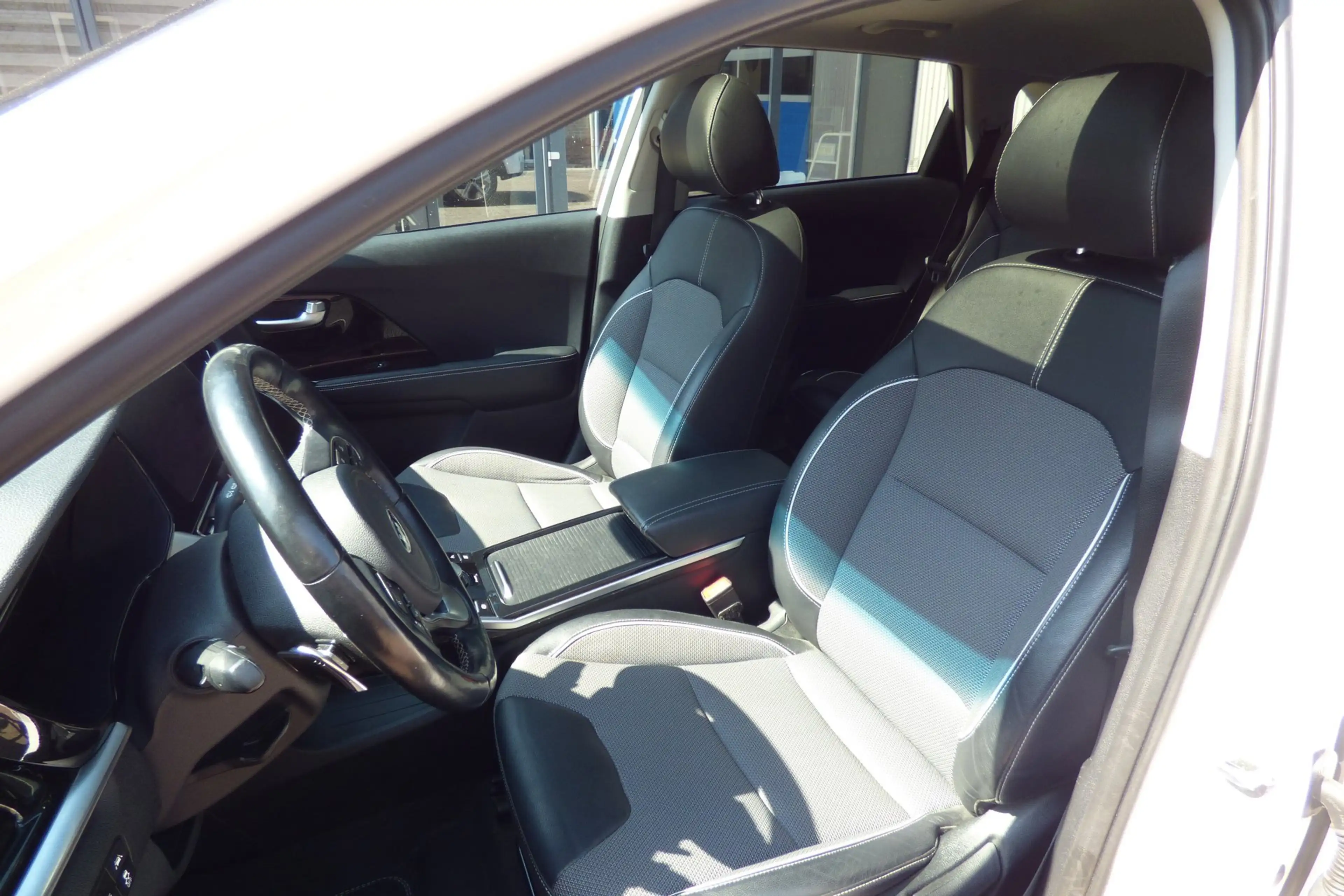 Kia e-Niro DynamicPlusLine 39 kWh — photo 14