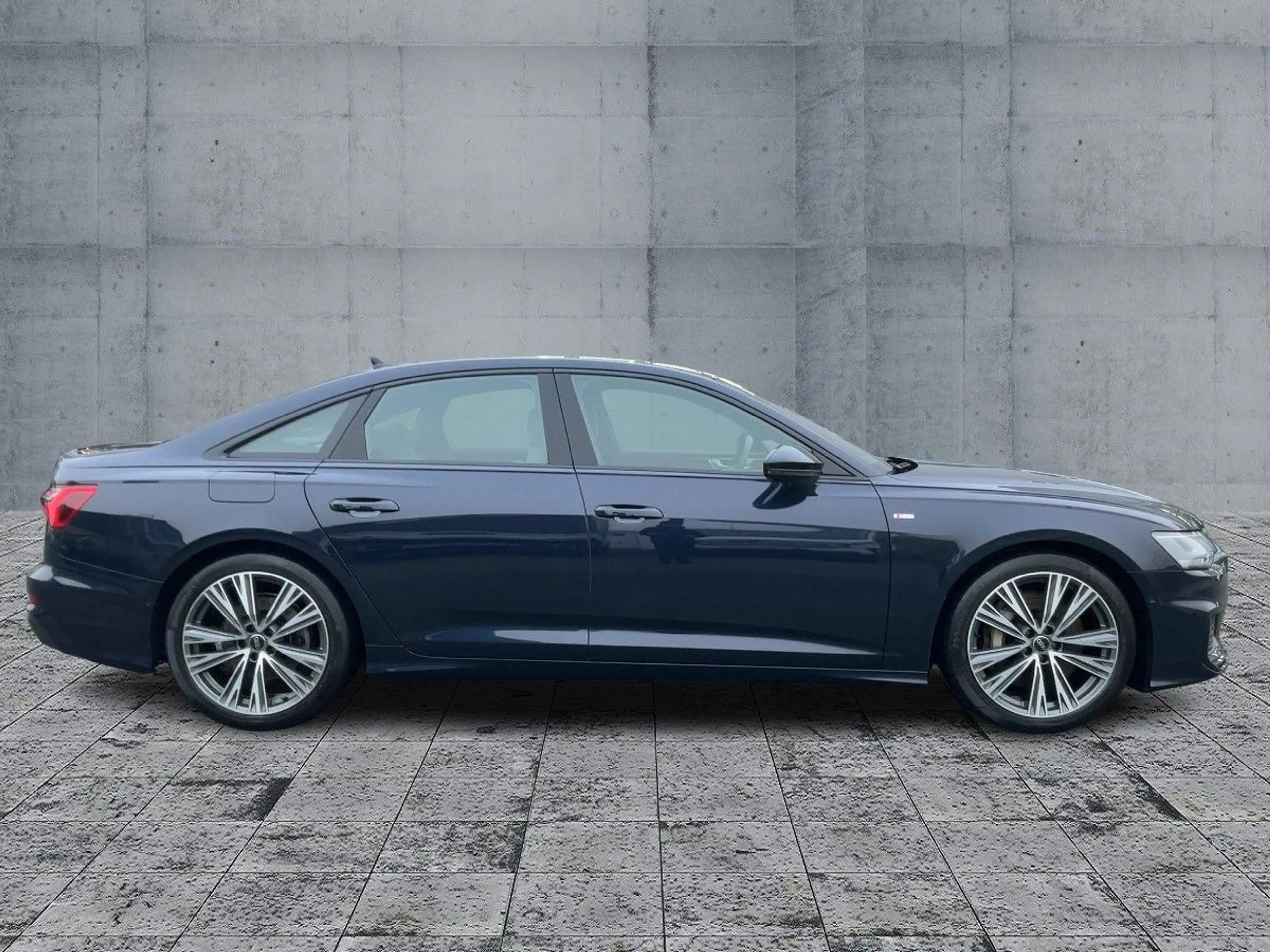 Audi A6 55 TFSI QU S-LINE LED+NAVI+HuD+360° — photo 7