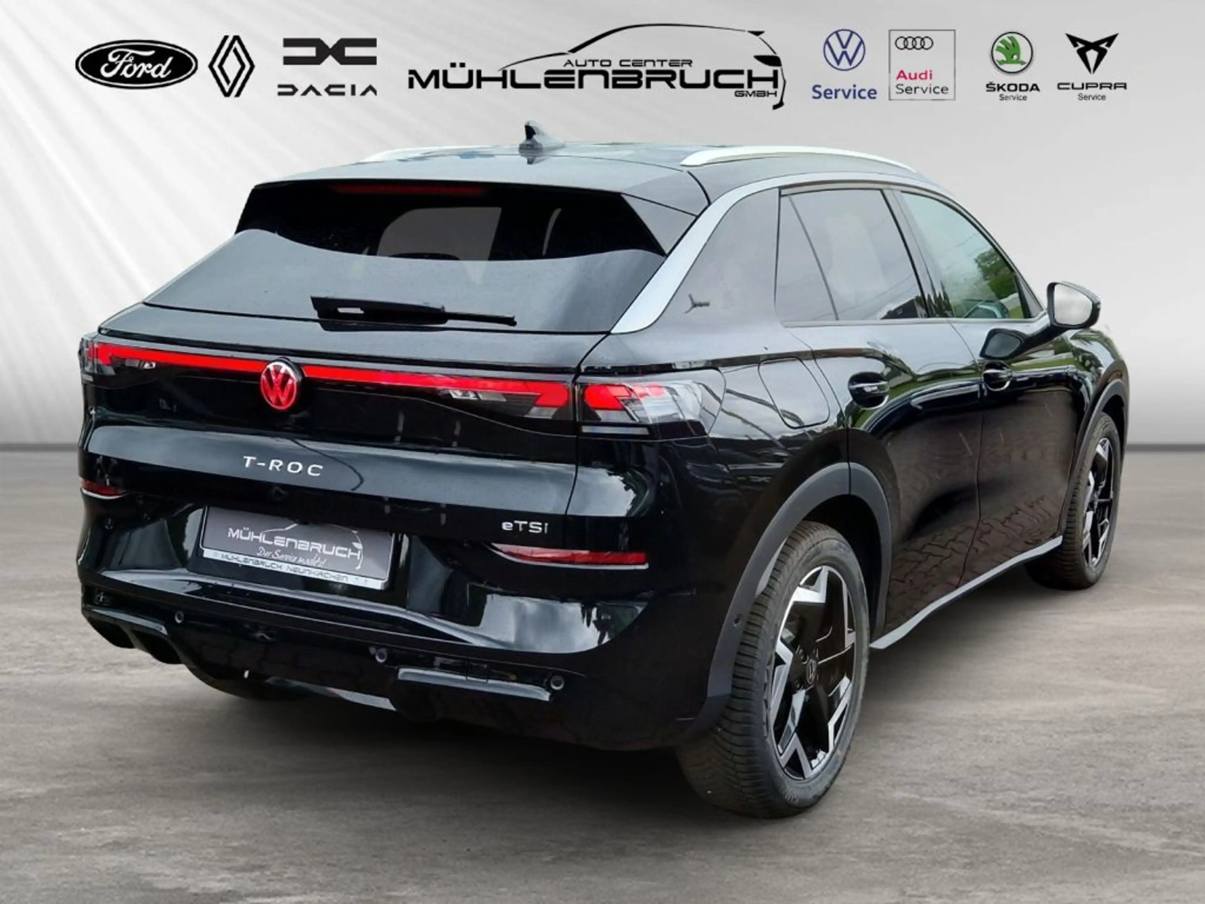 Volkswagen T-Roc 1.5 eTSI OPF DSG R-Line — photo 7