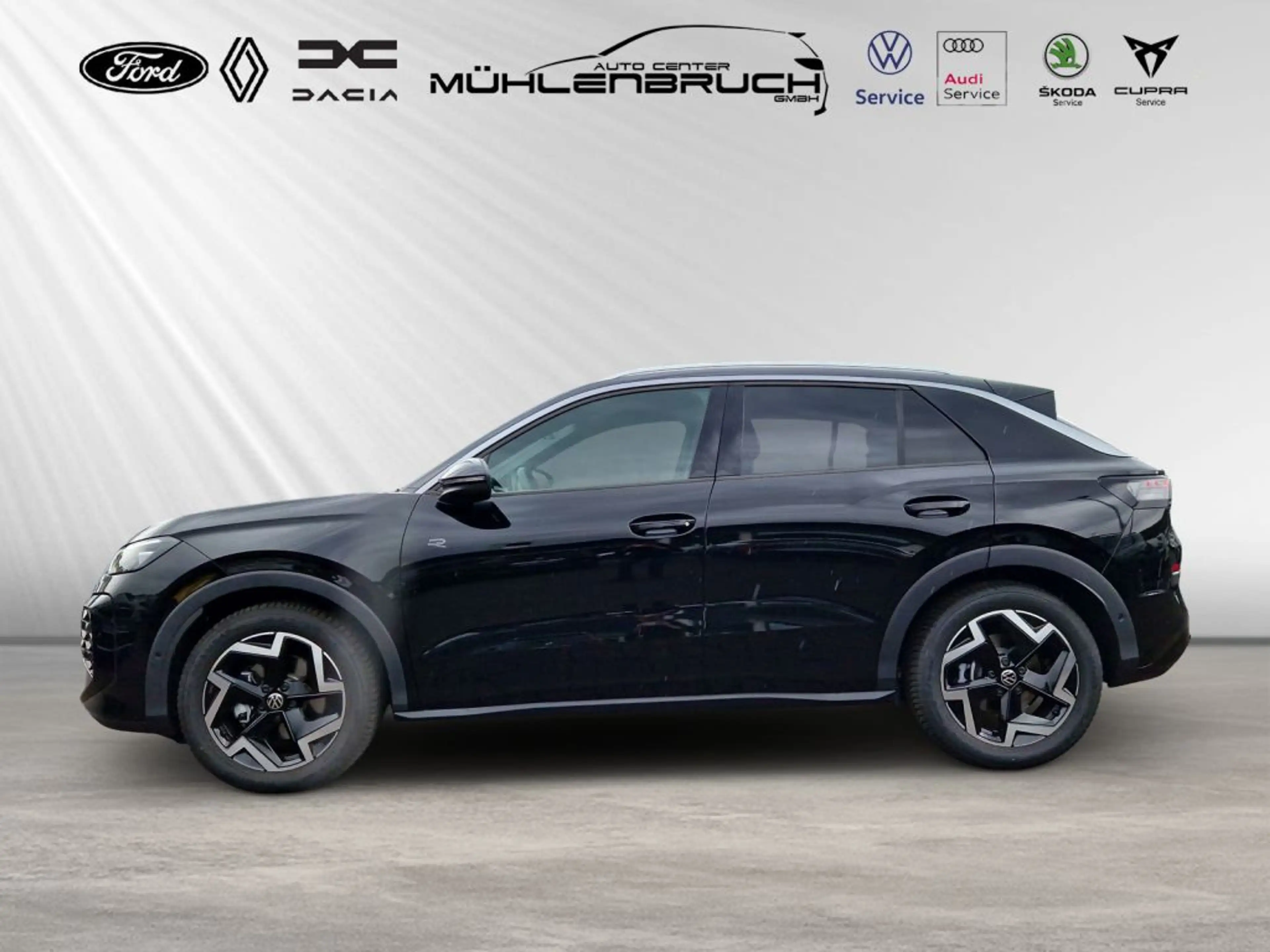 Volkswagen T-Roc 1.5 eTSI OPF DSG R-Line — photo 11