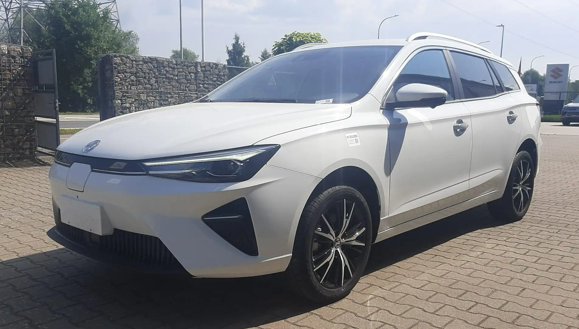 MG MG5 Maximal Luxury Long Range - 07/2025 9 km !! Blanc - 1