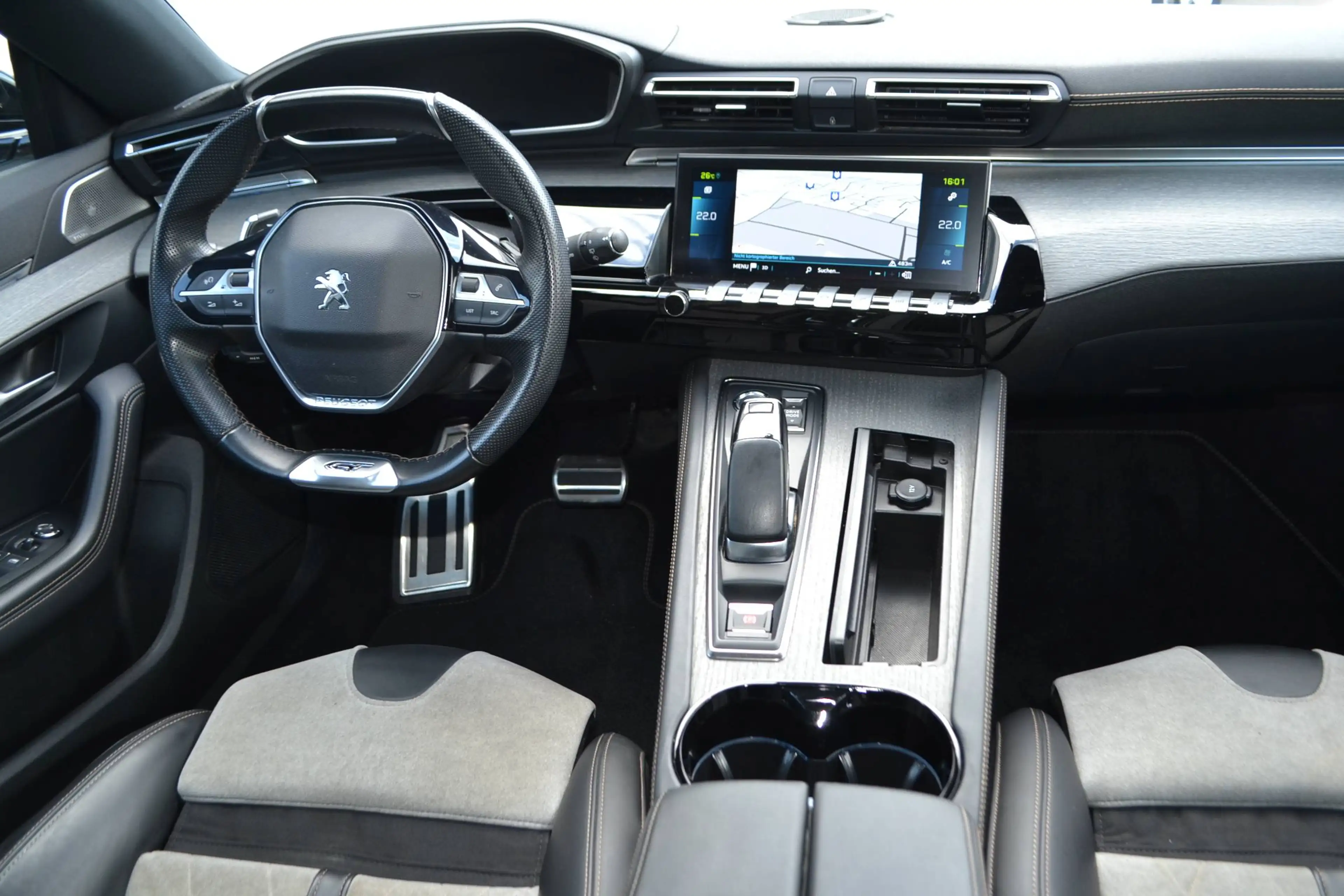Peugeot 508 508 HYBRID 225 e-EAT8 GT SW*NAVI*LEDER*KAMERA* — photo 7