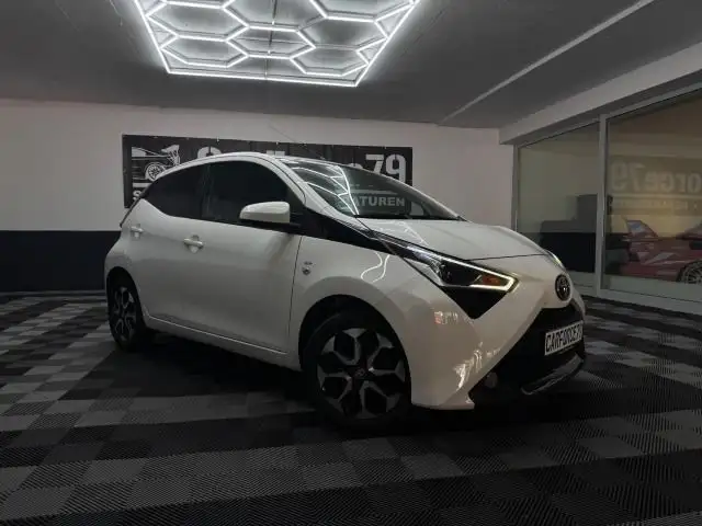 Toyota Aygo (X) X PLAY BLUETOOTH RÜCKFAHRKAMERA KLIMA