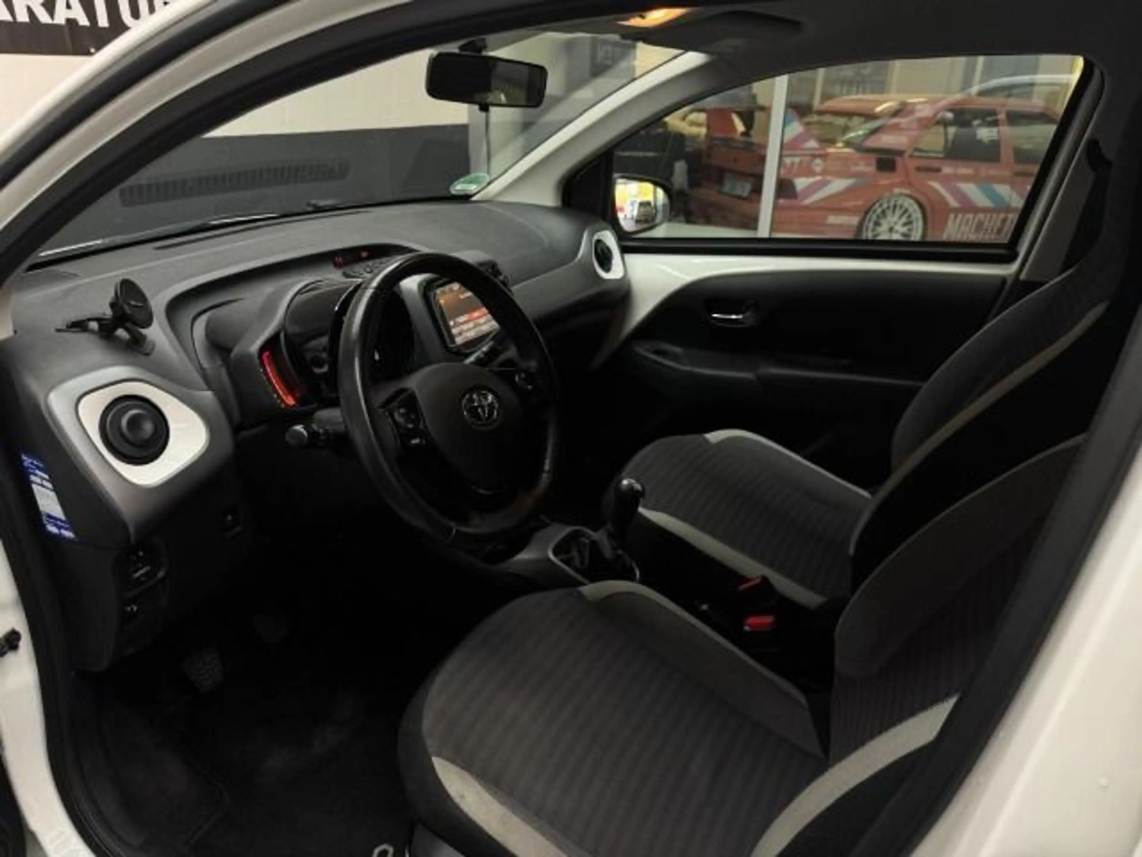 Toyota Aygo X AYGO X PLAY BLUETOOTH RÜCKFAHRKAMERA KLIMA — photo 7
