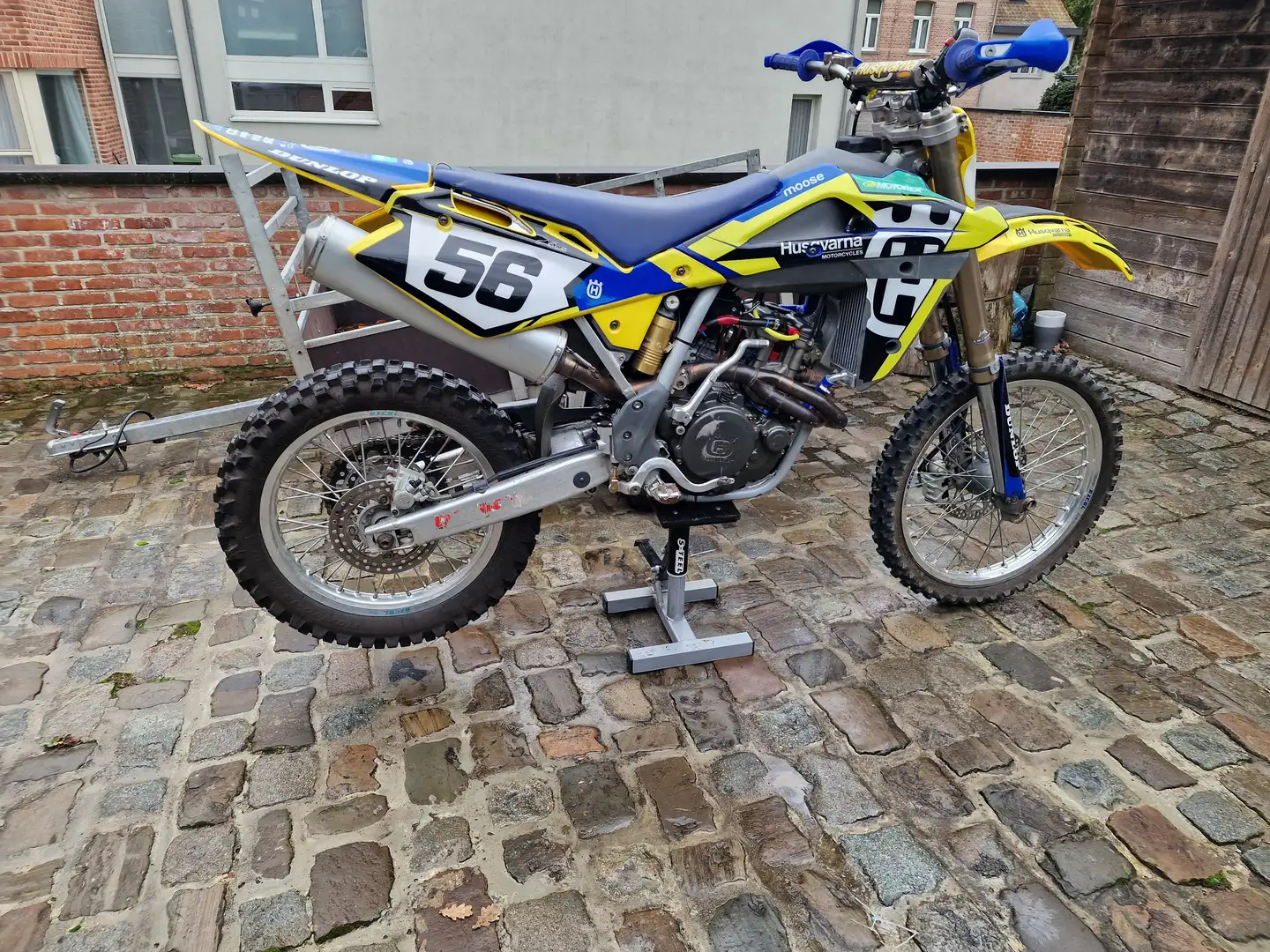 Husqvarna TE 250 Blau - 1