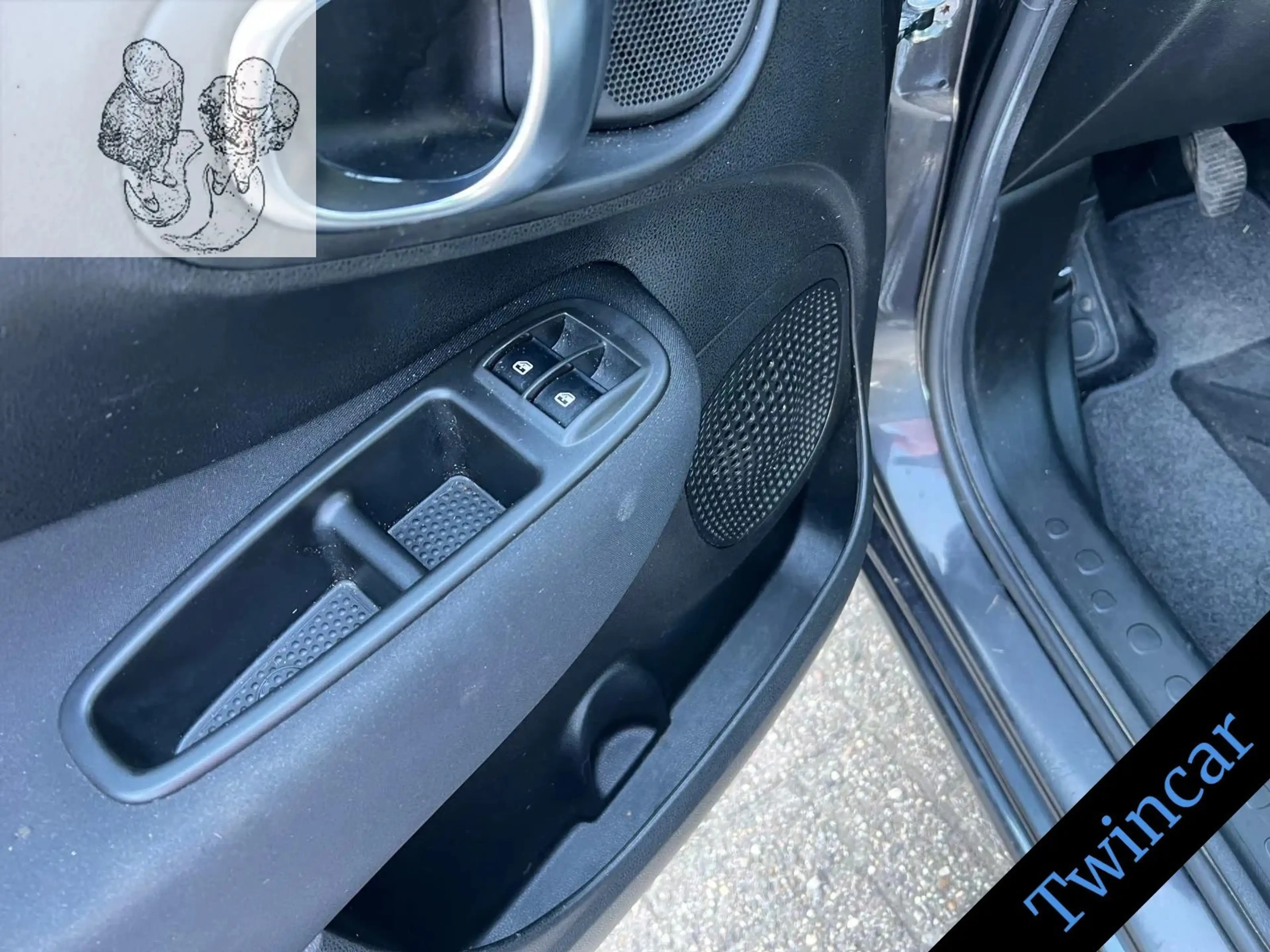 Fiat 500L 0.9 TwinAir Easy AIRCO CRUISE LMV BL.TOOTH NAP — photo 8