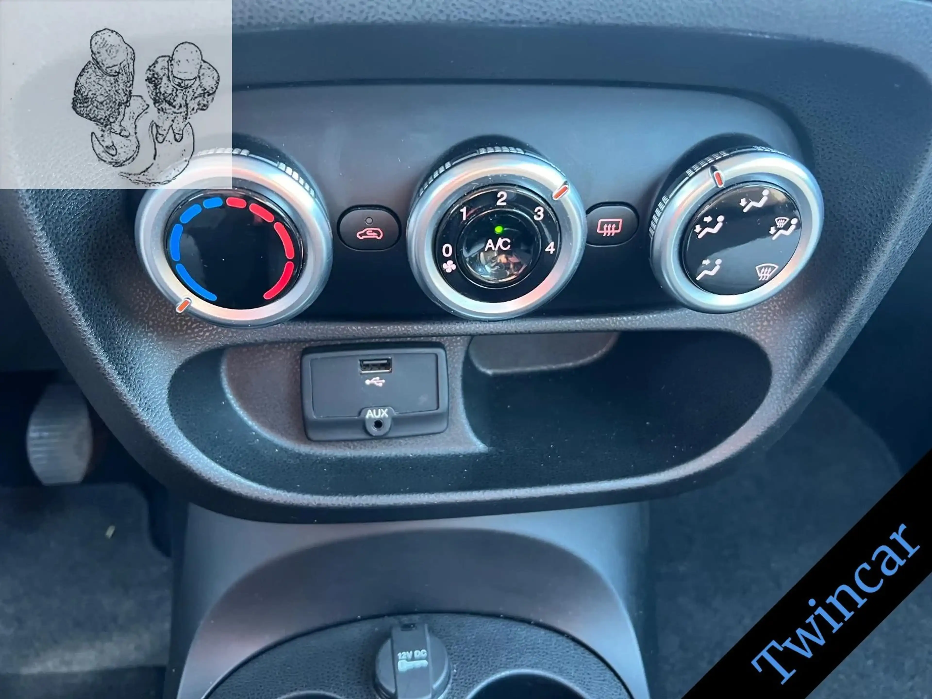 Fiat 500L 0.9 TwinAir Easy AIRCO CRUISE LMV BL.TOOTH NAP — photo 11