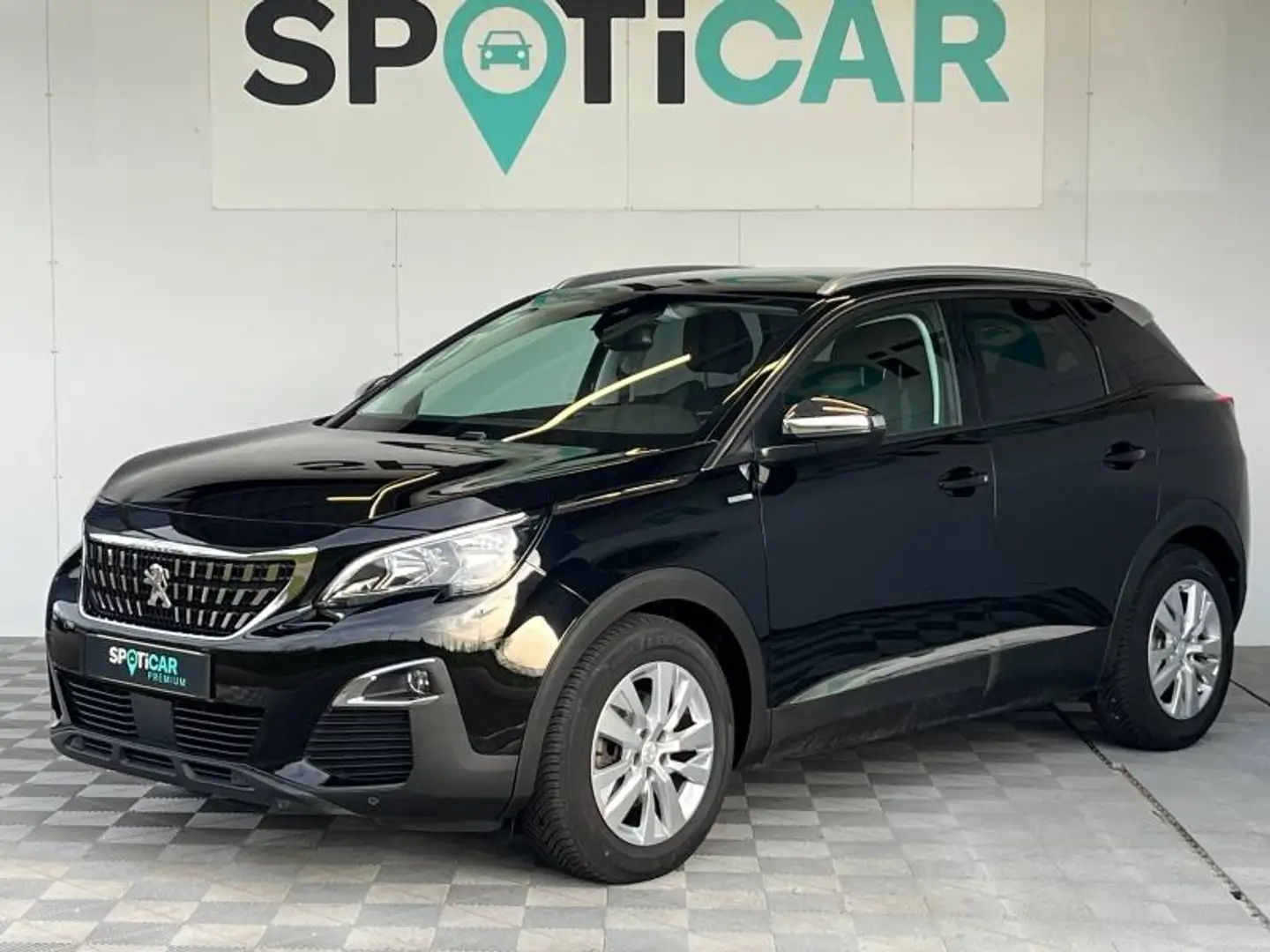 Peugeot 3008 1.2 PureTech 130ch S\u0026S Style Noir - 1