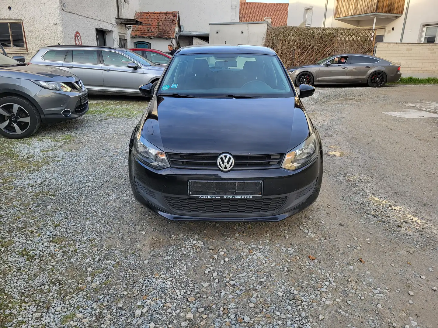 Volkswagen Polo Trendline Schwarz - 1