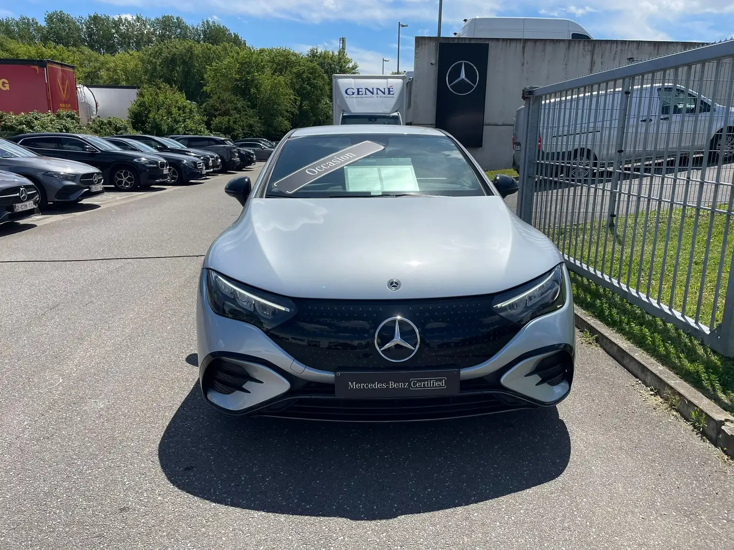 Mercedes-Benz EQE 350 EQE 89 kWh 350 AMG Line Gris - 2