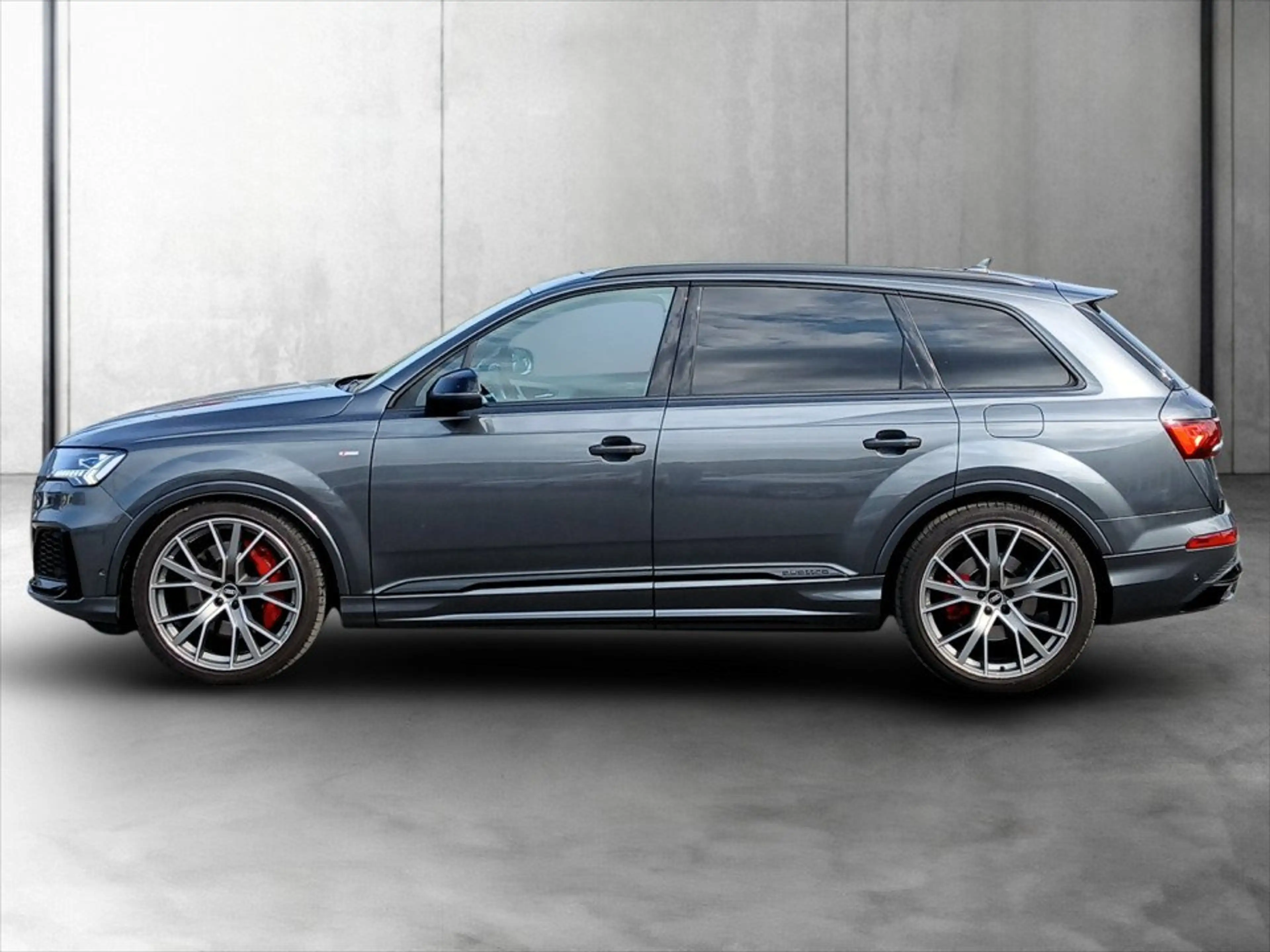 Audi Q7 60 TFSIe quattro Aut. S-Line LENKRADHZG+AHK — photo 5