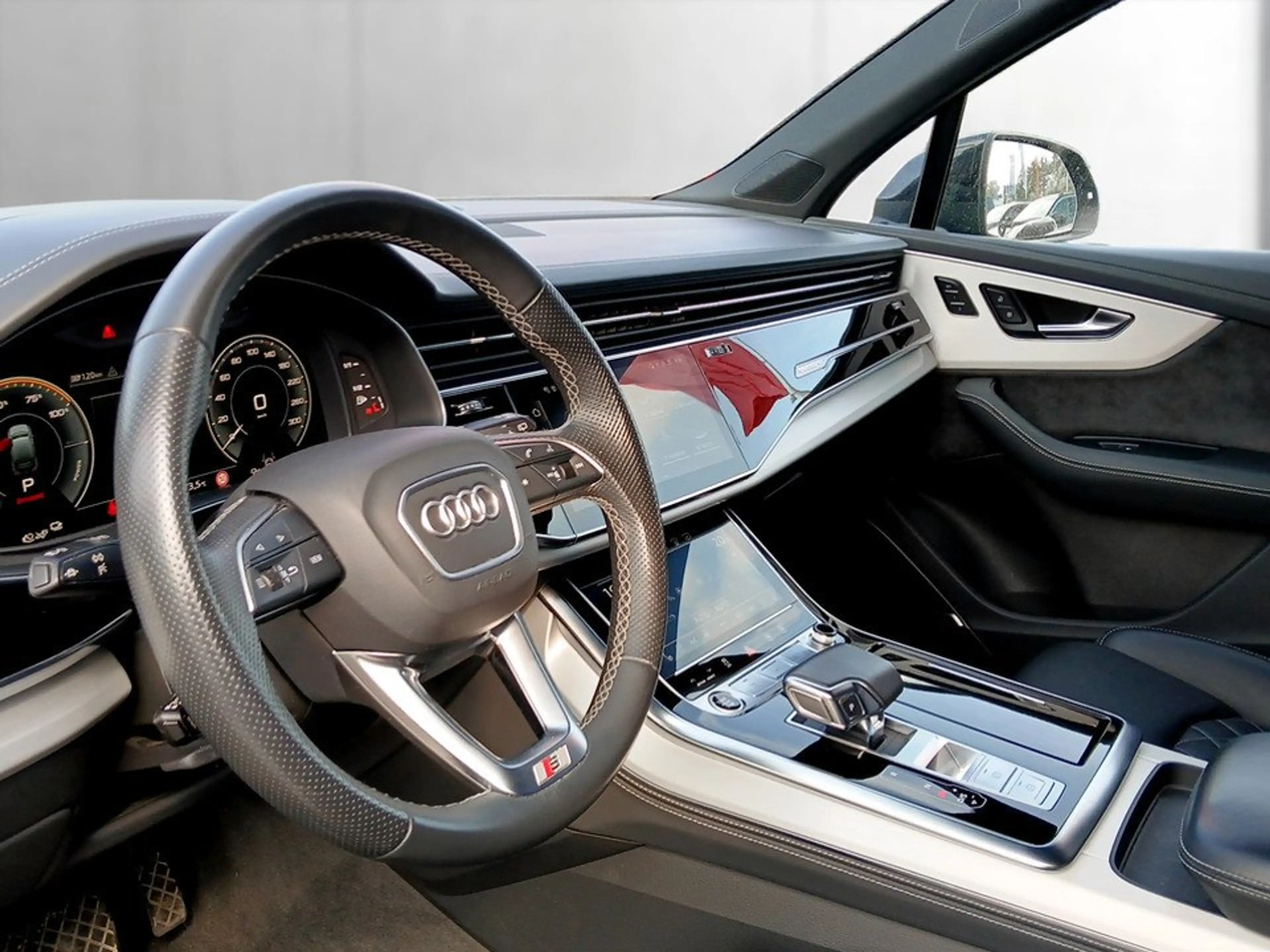 Audi Q7 60 TFSIe quattro Aut. S-Line LENKRADHZG+AHK — photo 14