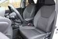 Toyota Yaris 1.5 Hybrid 115 First Edition Comfort Pack | Rijkla Weiß - thumbnail 9