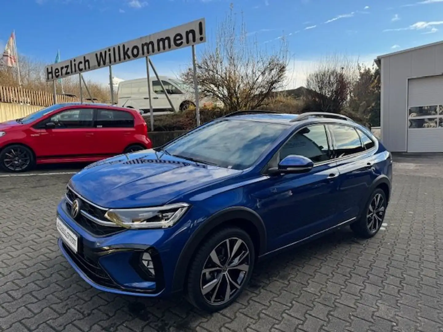 Volkswagen Taigo 1.5TSI DSG R-Line *Anhängerkupplung*Navi-vorber Blau - 1