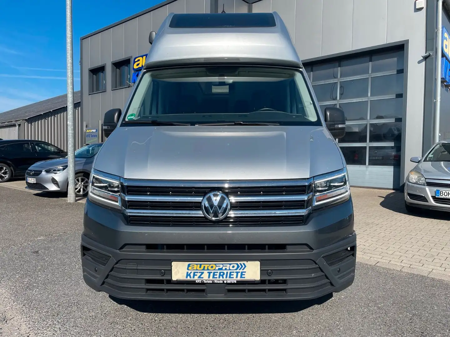 Volkswagen Crafter Grand California 600 FWD Silber - 1