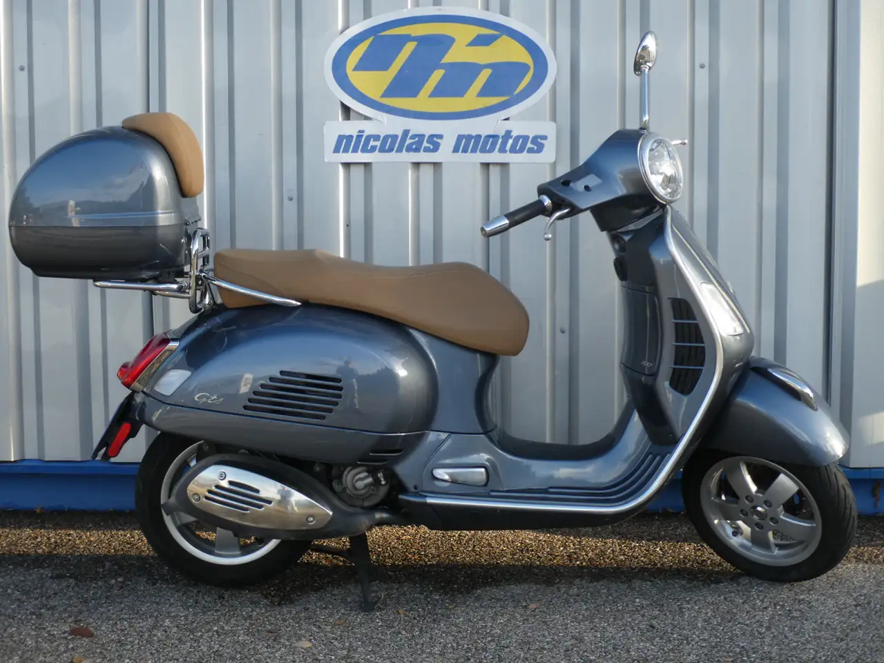 Piaggio GTS 300