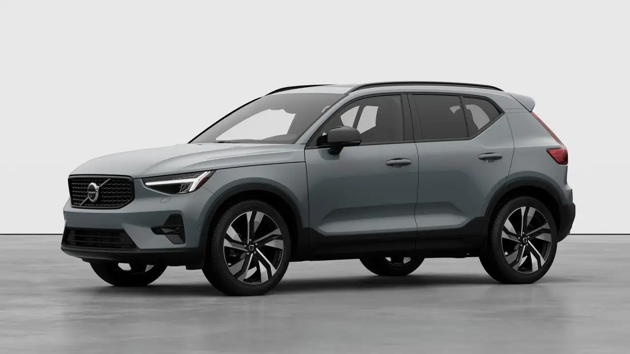 2026 Volvo XC40