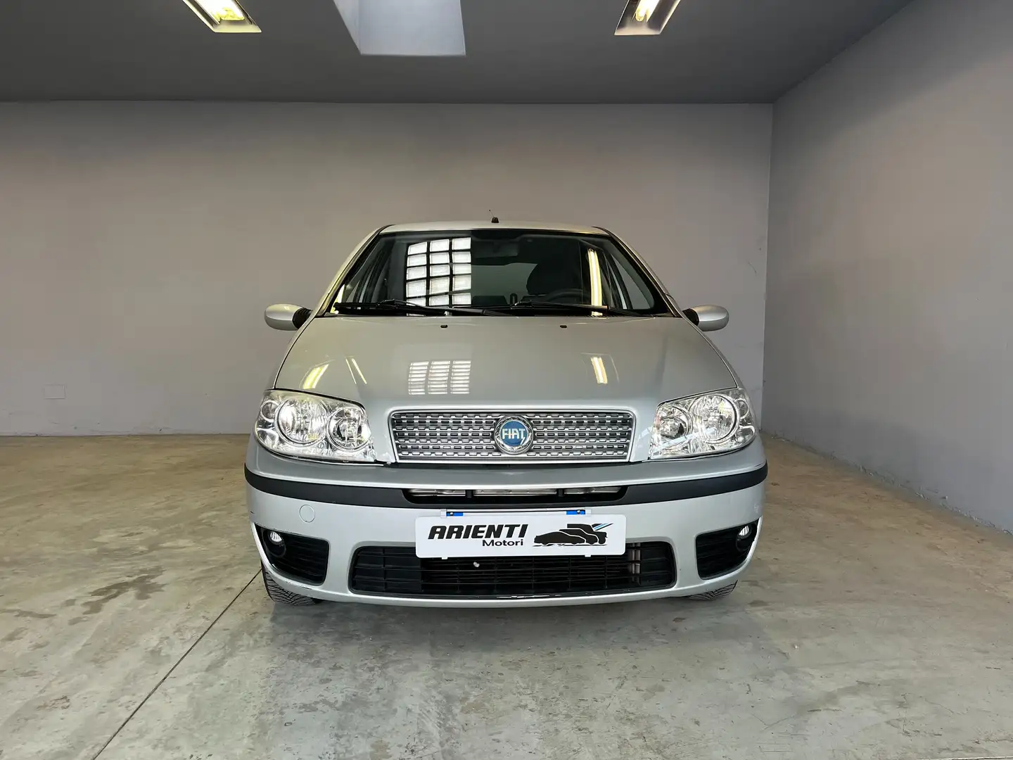 Fiat Punto 1.2cc BENZ 60cv - OK NEOPAT. - 5 PORTE Argento - 2